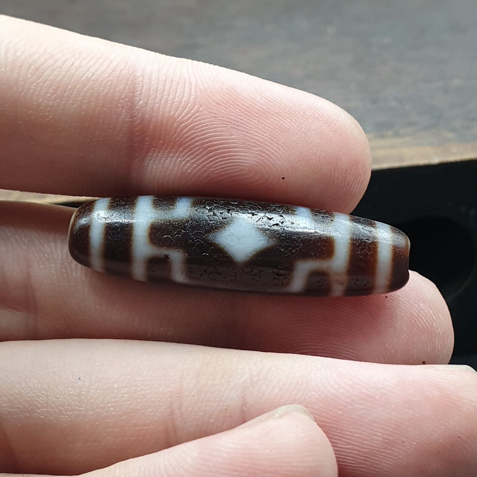 Vintage Tibetan 4 Eyes Unique pattern Agate stone Dzi Bead Amulet CT-11