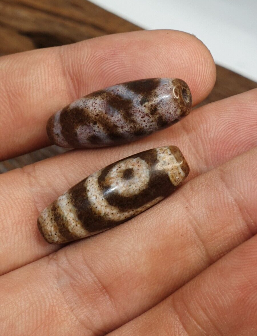 Lot 2 Eye Bead Tibetan dzi bead old amulet Agate Tibet gzi pendant STB-4