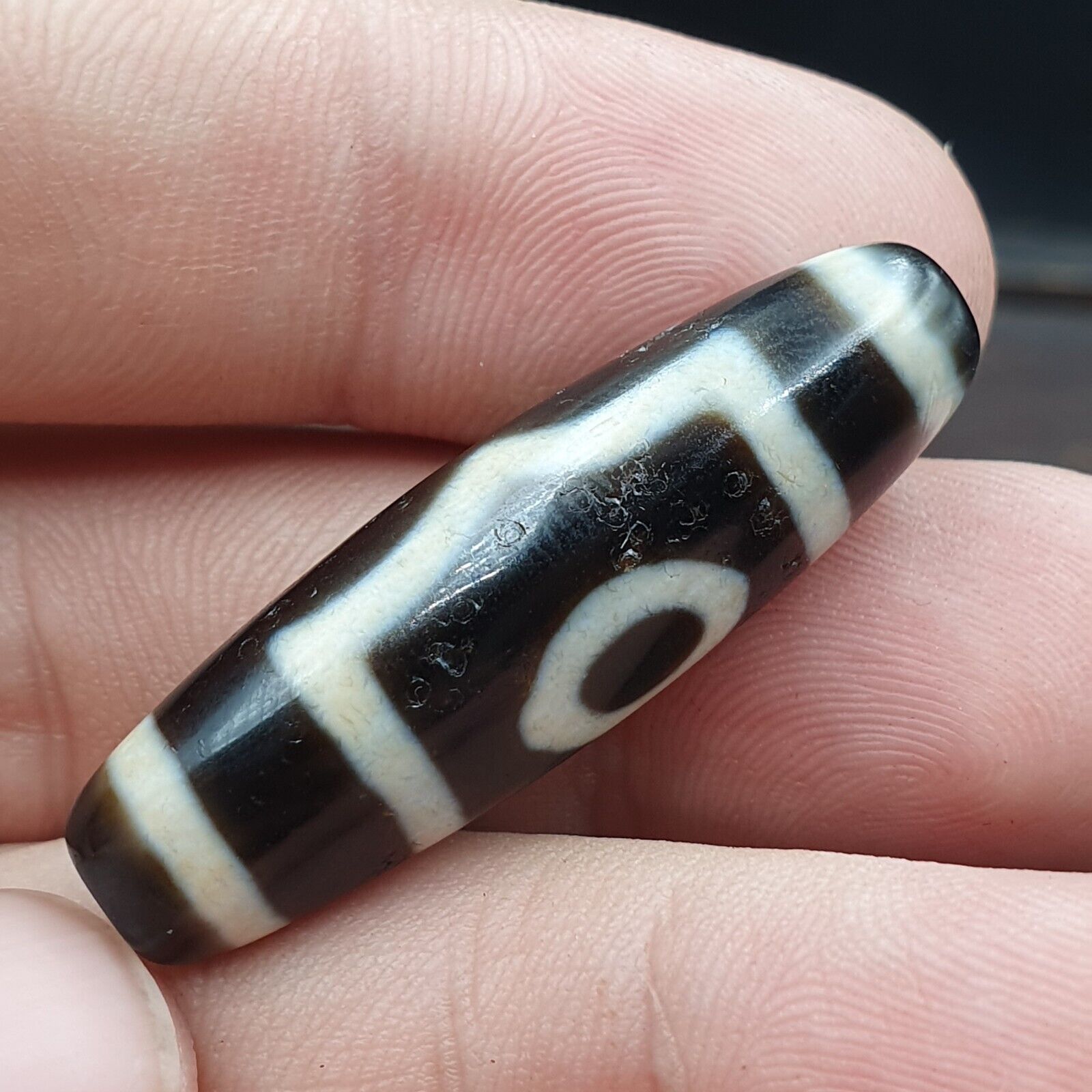 Vintage Old Himalayan Indo Tibetan Eye Agate Beads Unique pattern STB-9