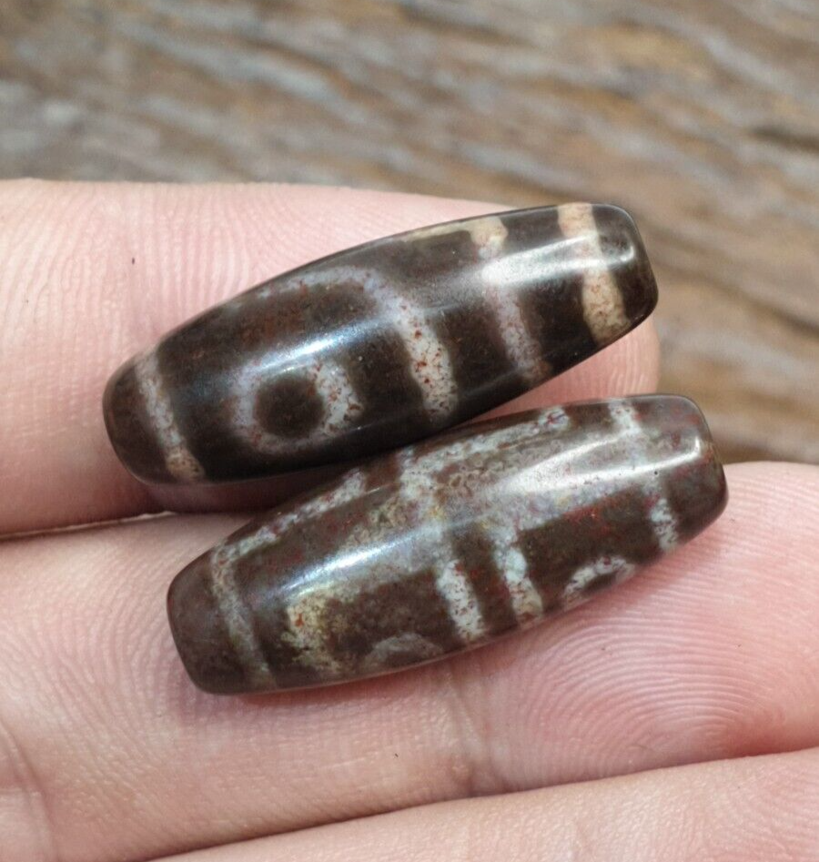 Lot 2 Eye Bead Tibetan dzi bead old amulet Agate Tibet gzi pendant STB-7