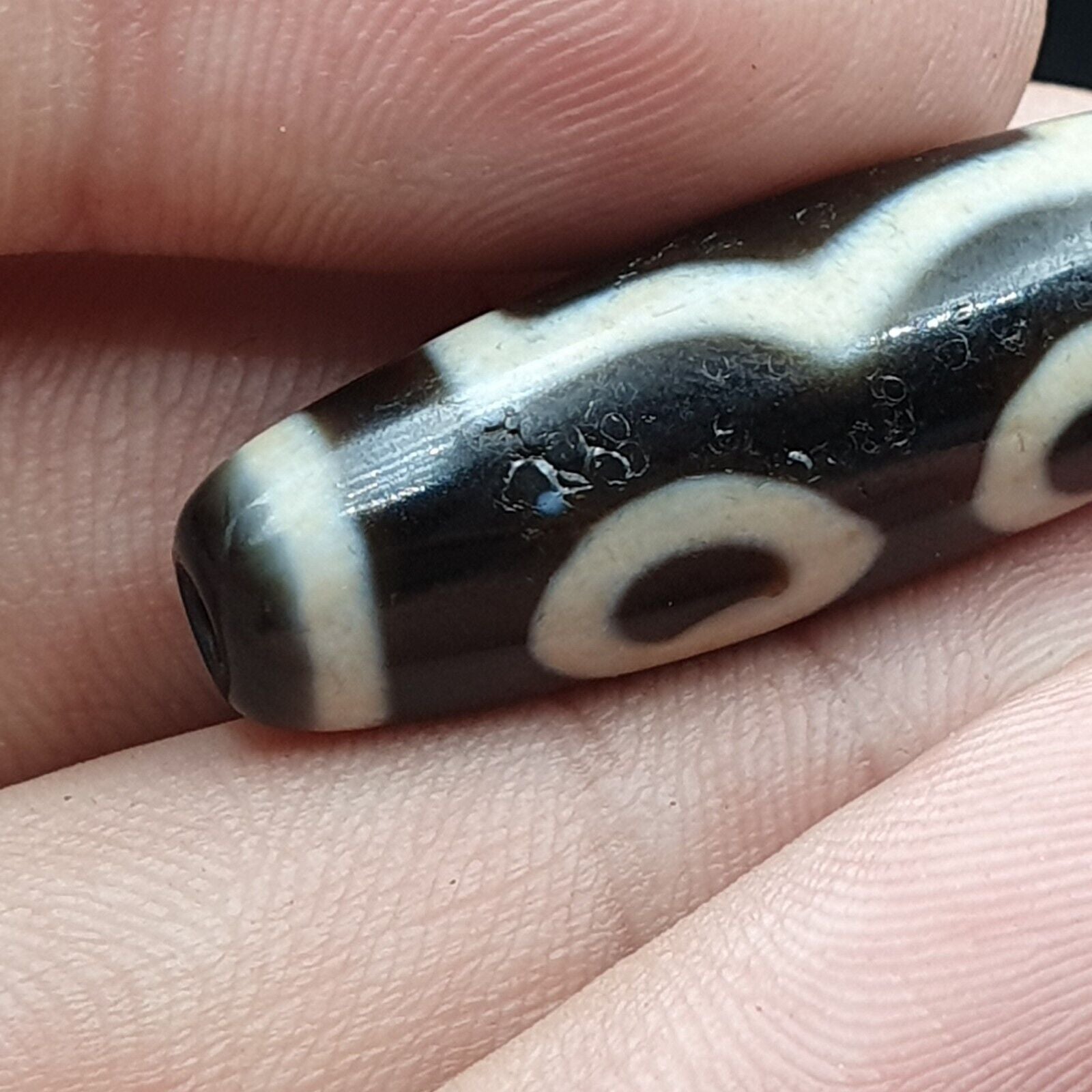 Vintage Old Himalayan Indo Tibetan Eye Agate Beads Unique pattern STB-9