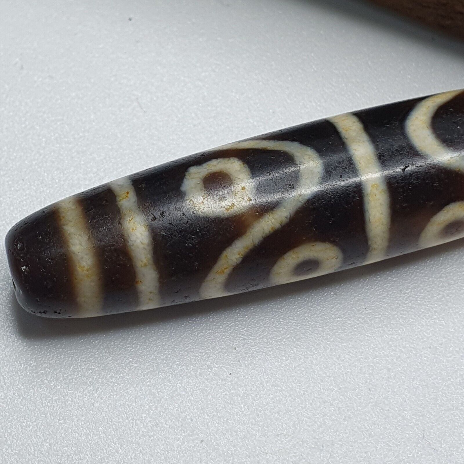 Powerful 8 eyes Unique patterns Tibetan Agate Dzi Bead Amulet CTC-8Y