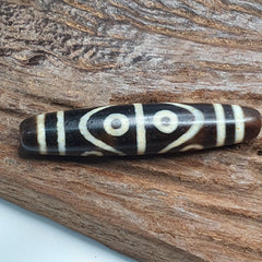 Powerful 8 eyes Unique patterns Tibetan Agate Dzi Bead Amulet CTC-8Y