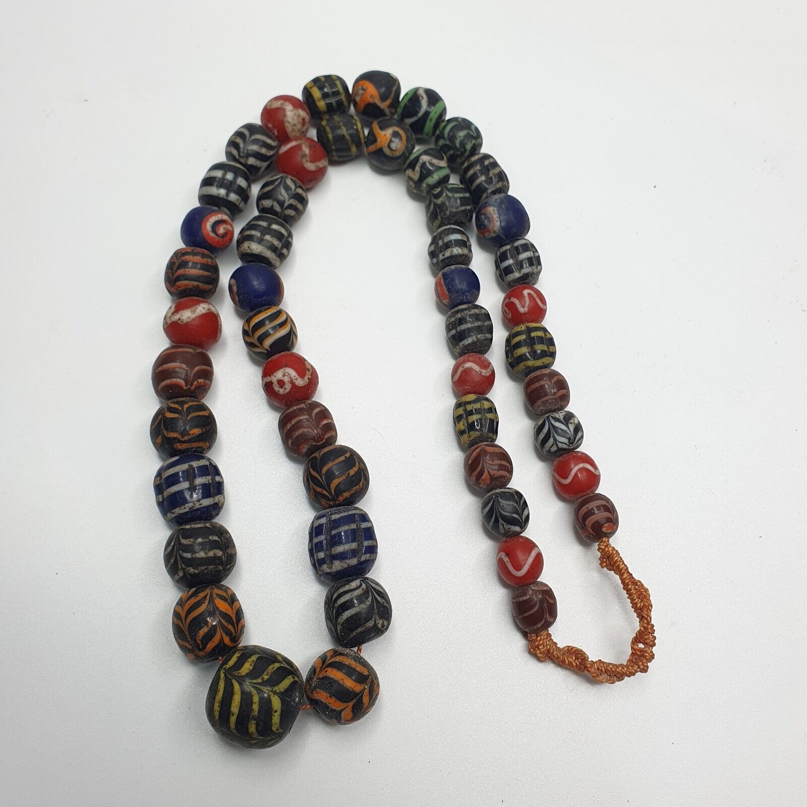 Vintage Feather Pattern Glass: Exquisite Beaded GLASS Art BEADS Necklace