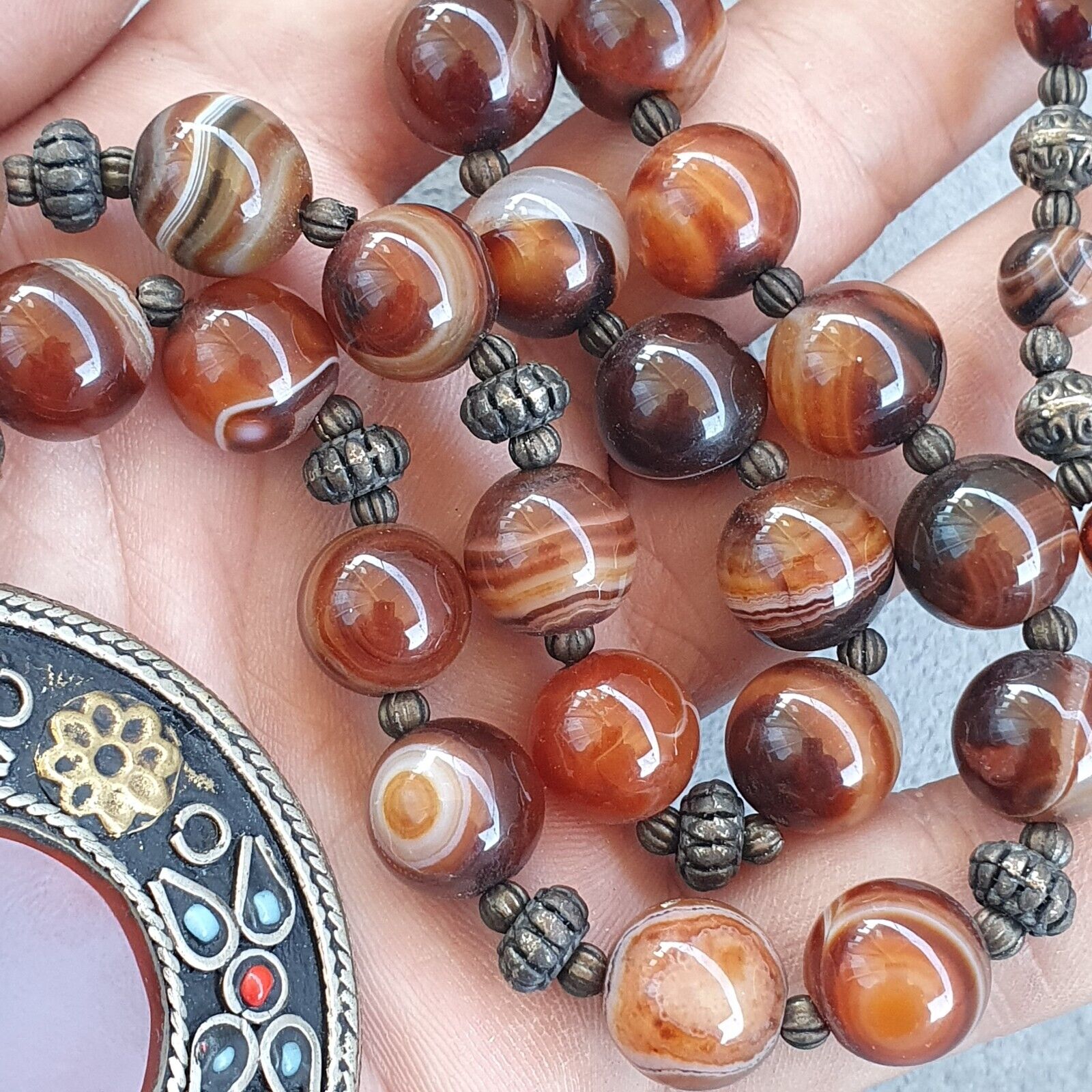 Beautiful Old Tibetan Nepalese Agate beads Antique Jewelry Necklace