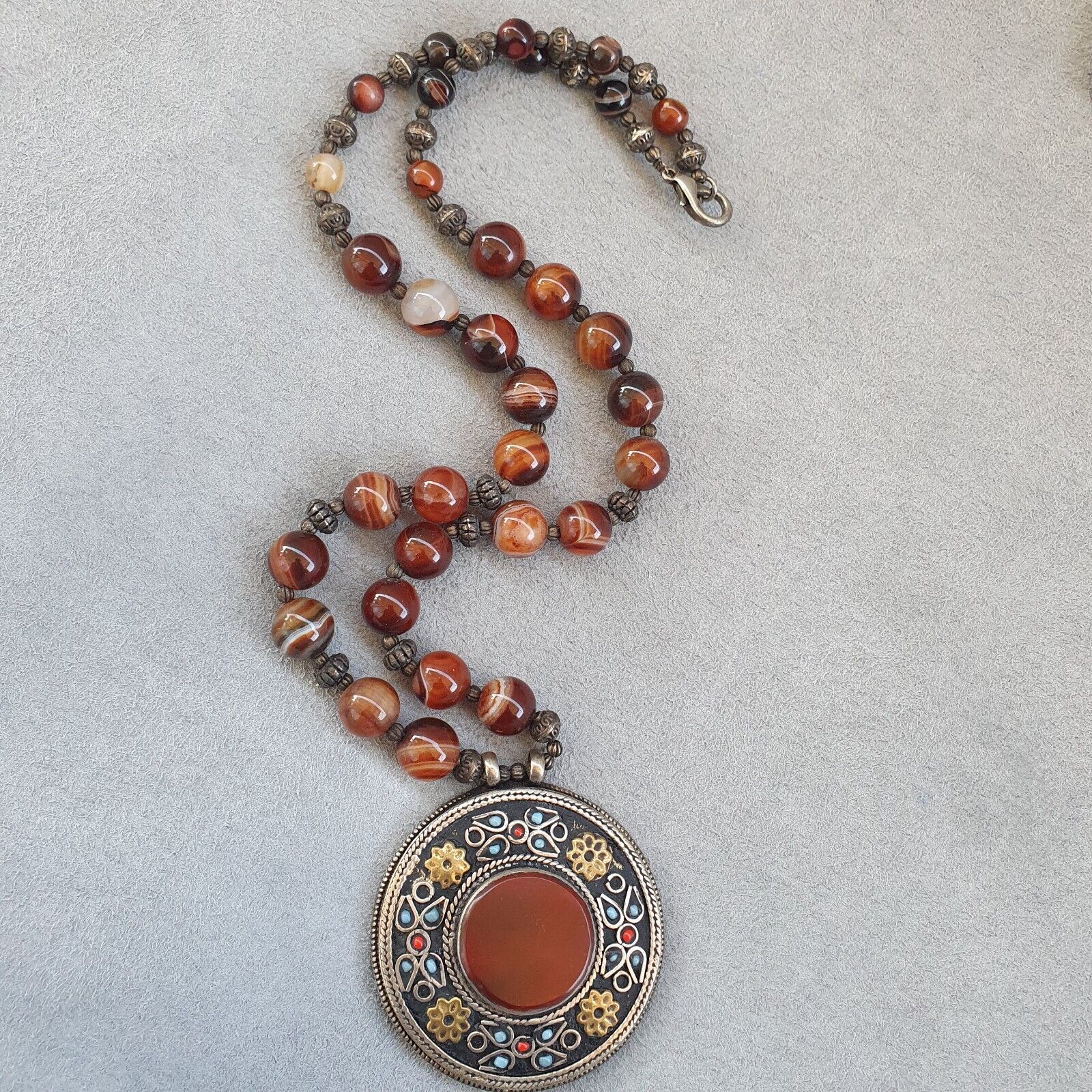 Beautiful Old Tibetan Nepalese Agate beads Antique Jewelry Necklace