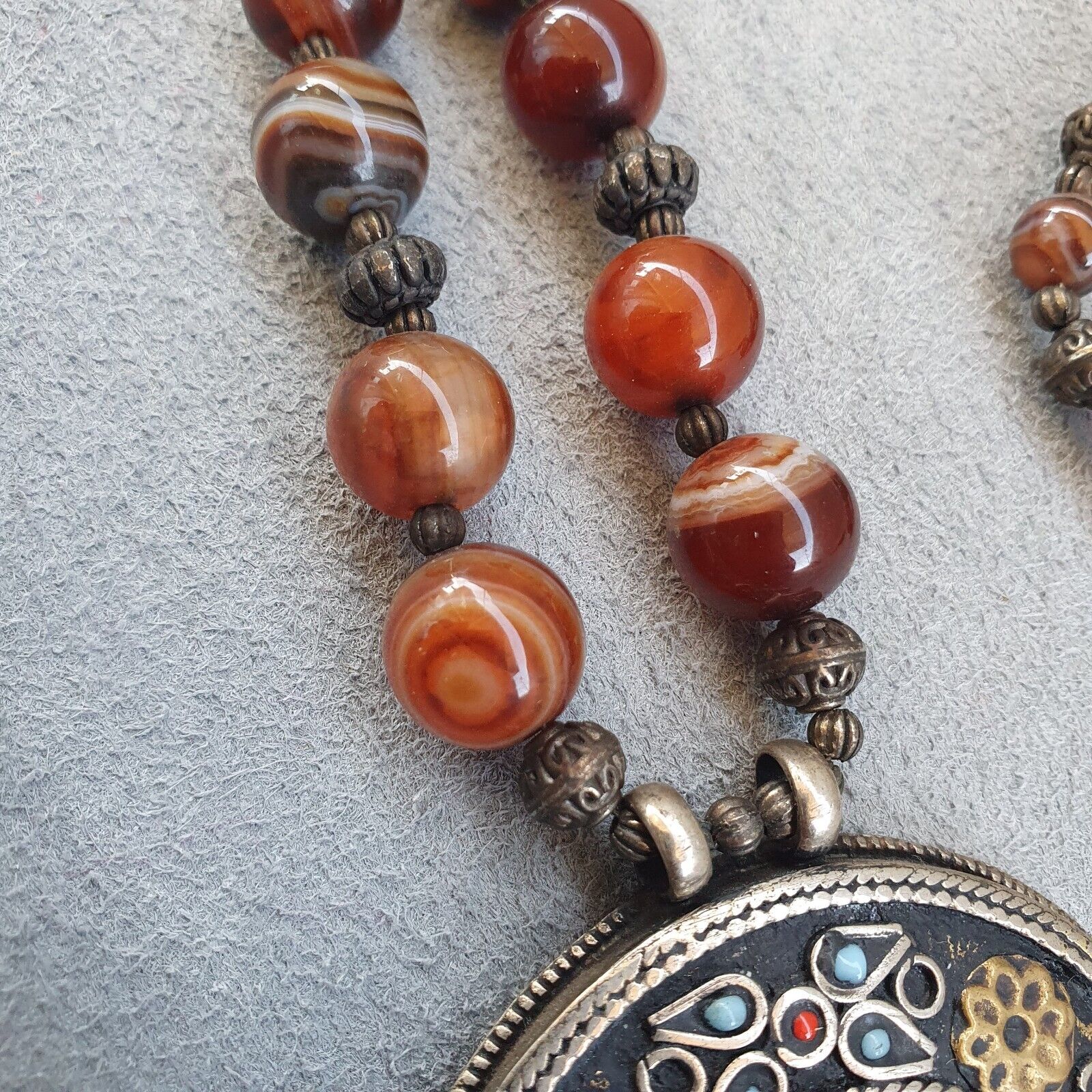 Beautiful Old Tibetan Nepalese Agate beads Antique Jewelry Necklace