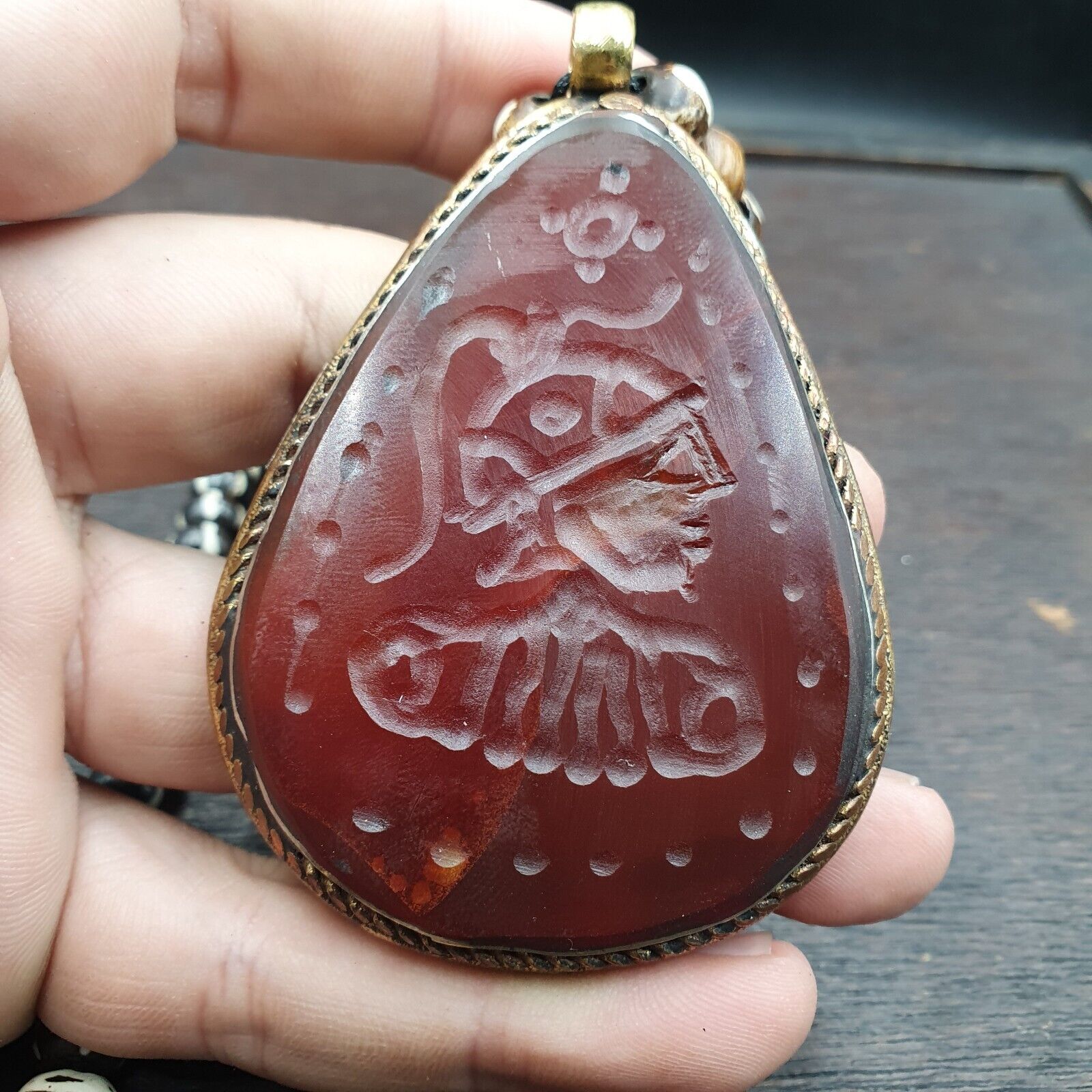 Antique Wonderful Carving Agate pendent Carved King Rare Pendant necklace