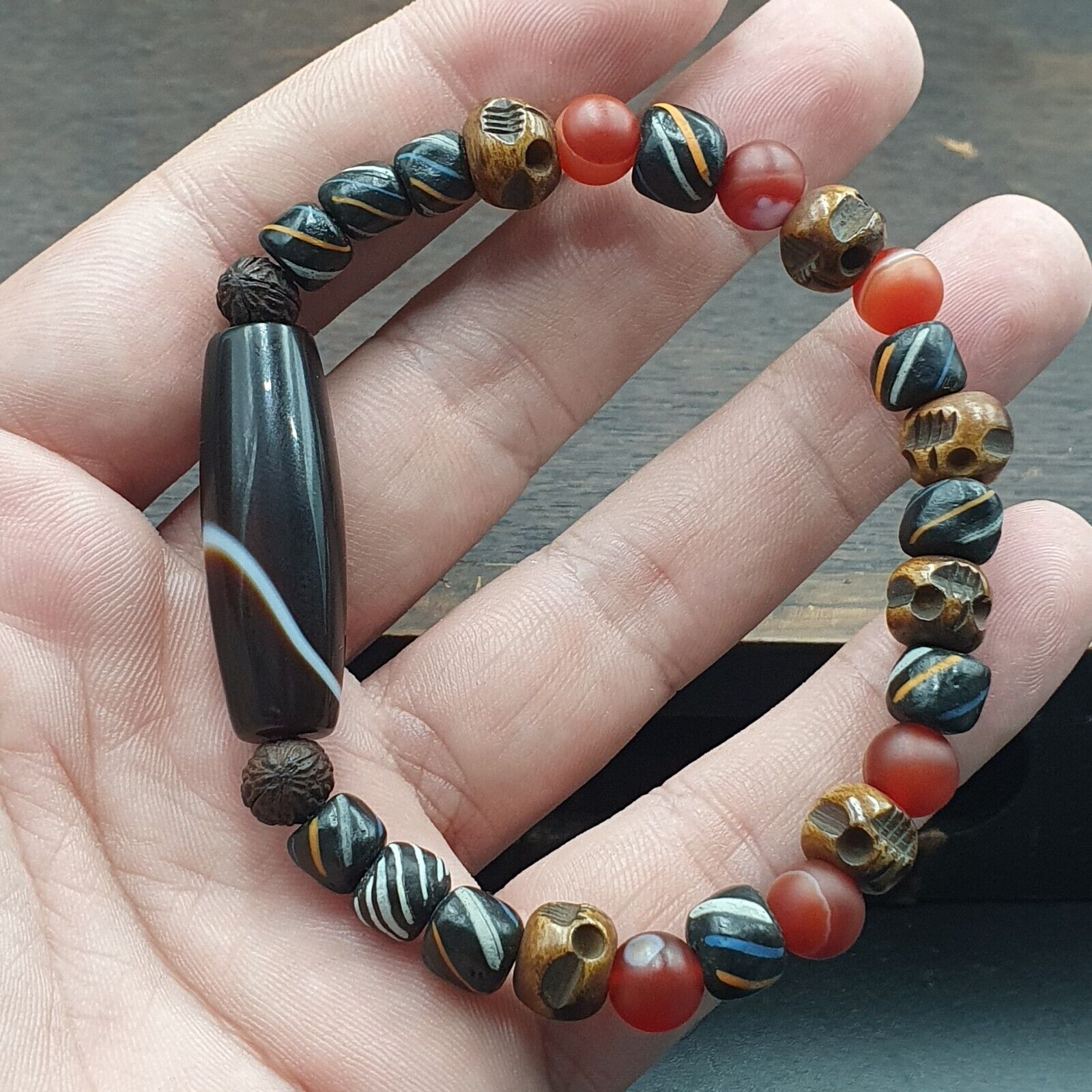Antique Old Yemeni Agate Natural Rare pattern Banded Agate Bead Bracelet