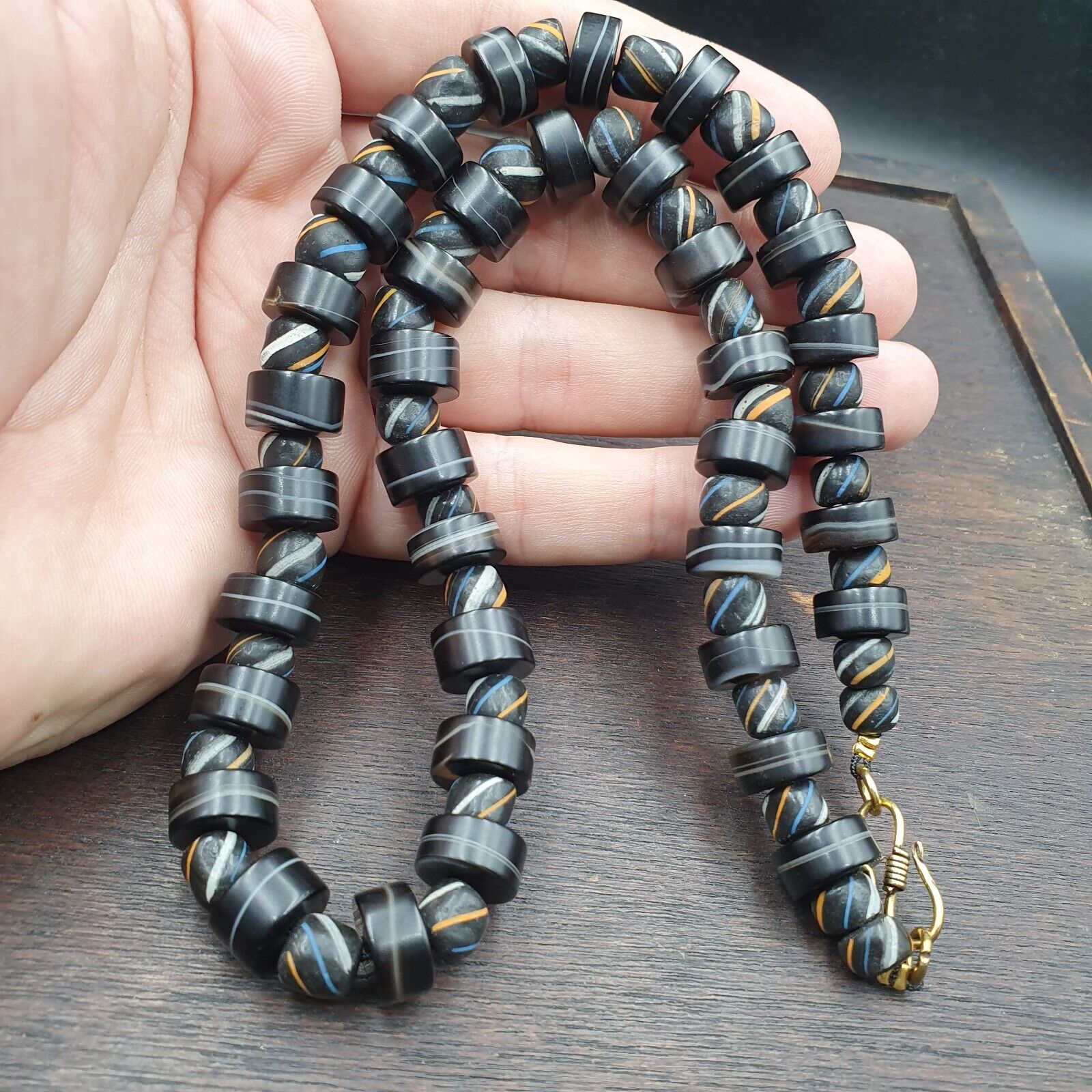 Antique Yemeni Agate Natural Rare pattern Banded Agate Bead Necklace BND-3