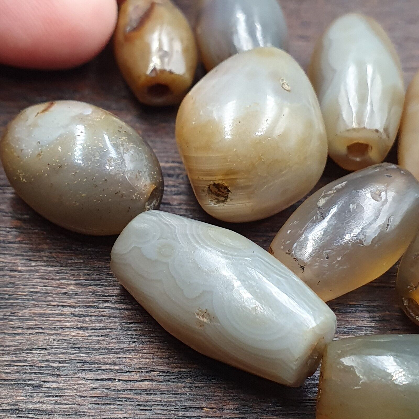 Lot 15 Antique gray Agate African Trade Agate Beads GR-15