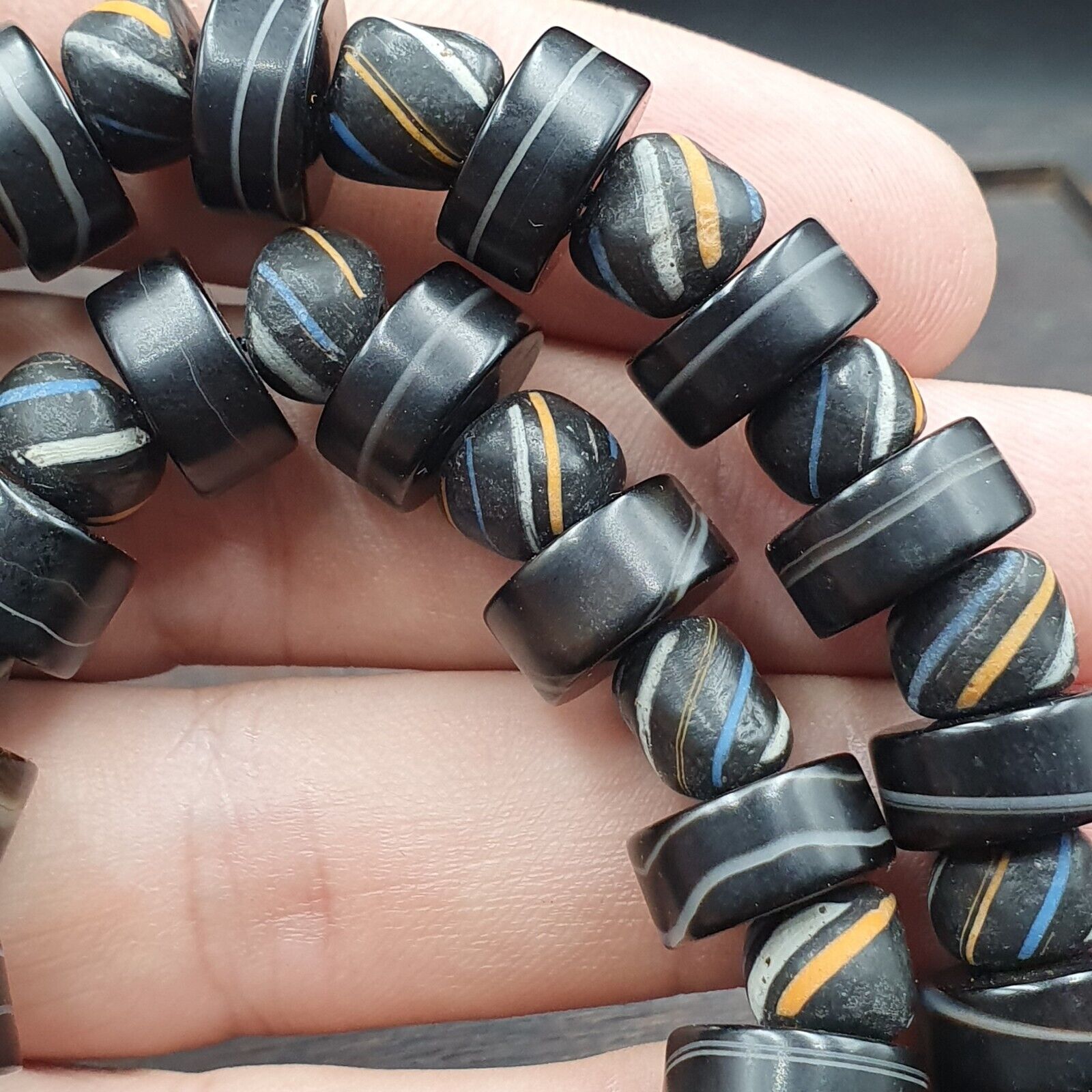 Antique Yemeni Agate Natural Rare pattern Banded Agate Bead Necklace BND-3