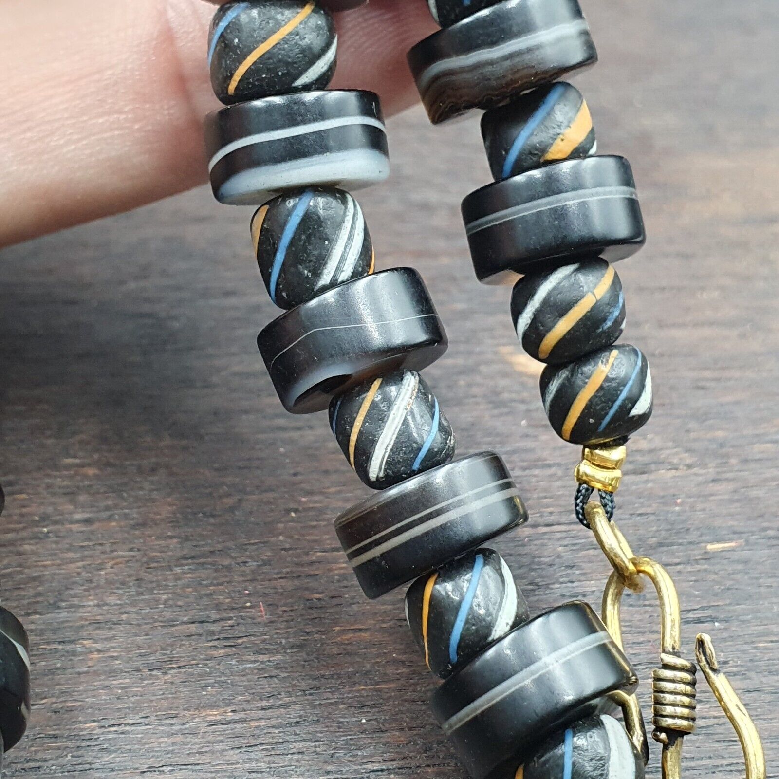 Antique Yemeni Agate Natural Rare pattern Banded Agate Bead Necklace BND-3