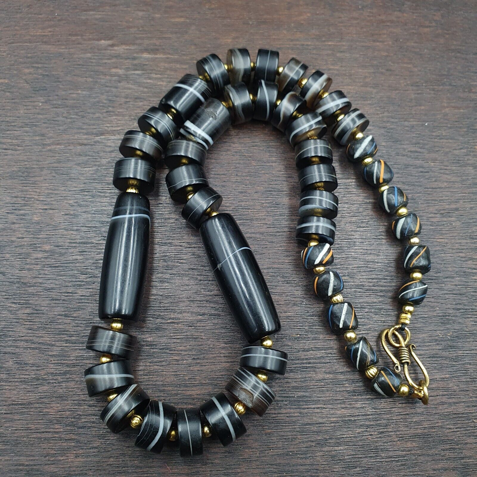 Antique Yemeni Agate Natural Rare pattern Banded Agate Bead Necklace BND-2