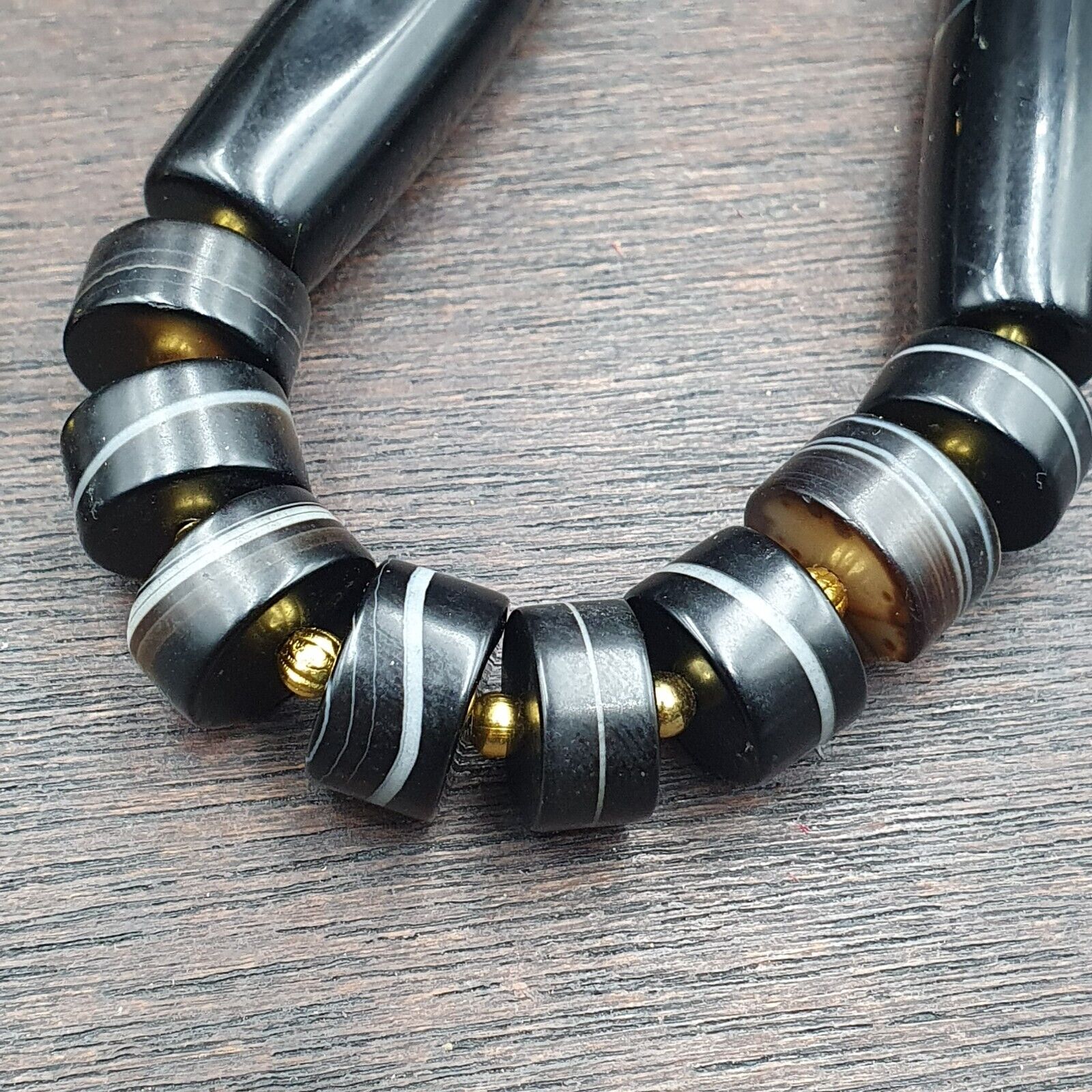 Antique Yemeni Agate Natural Rare pattern Banded Agate Bead Necklace BND-2