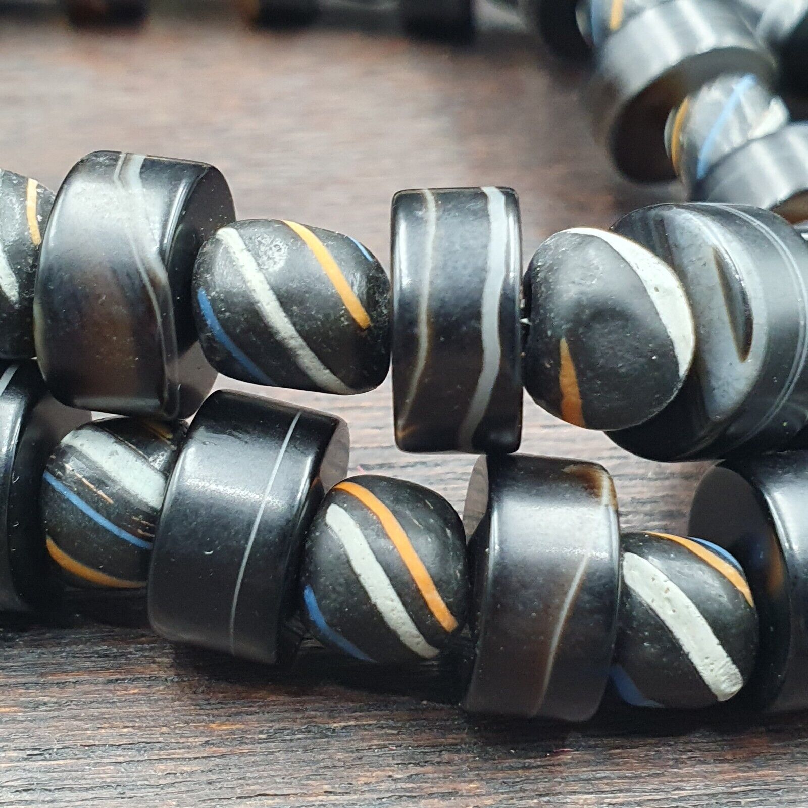 Antique Yemeni Agate Natural Rare pattern Banded Agate Bead Necklace BND-3