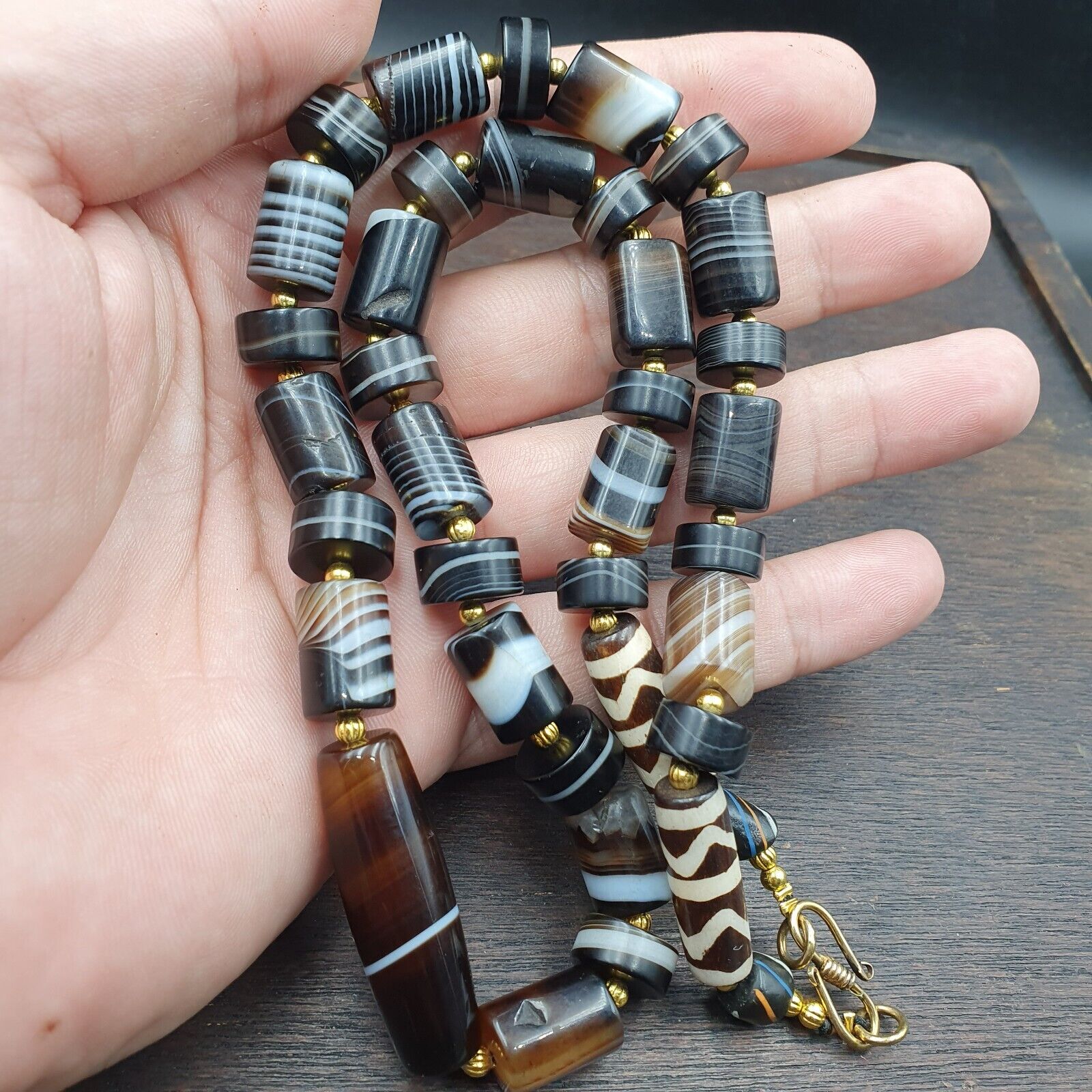 Antique Yemeni Agate Natural Rare pattern Banded Agate Bead Necklace