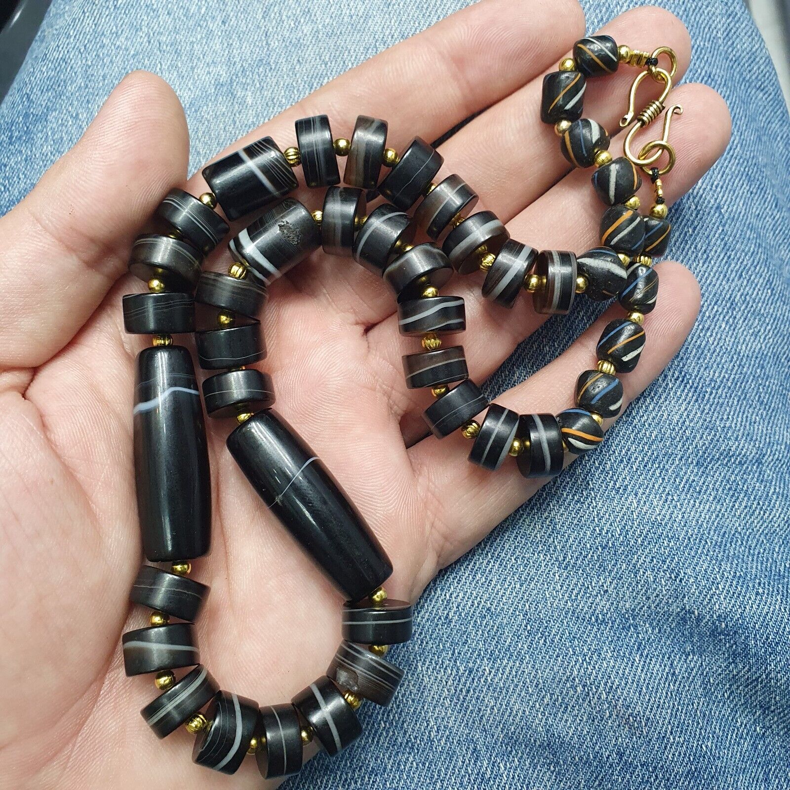 Antique Yemeni Agate Natural Rare pattern Banded Agate Bead Necklace BND-2