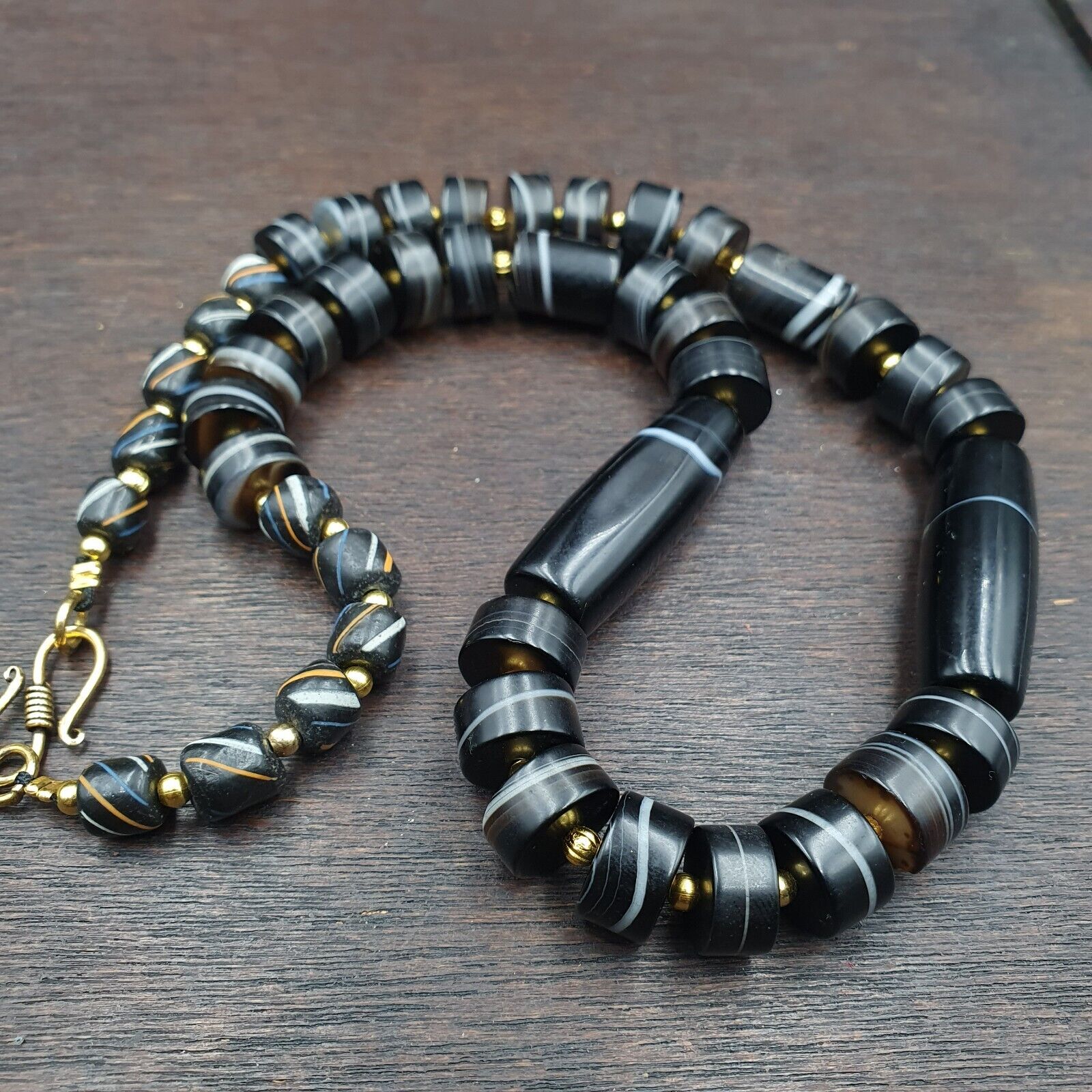 Antique Yemeni Agate Natural Rare pattern Banded Agate Bead Necklace BND-2