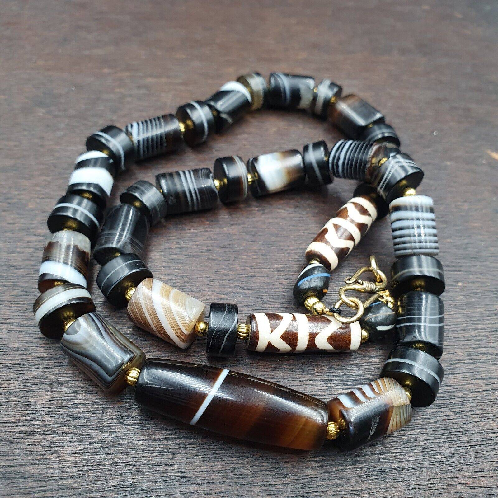 Antique Yemeni Agate Natural Rare pattern Banded Agate Bead Necklace