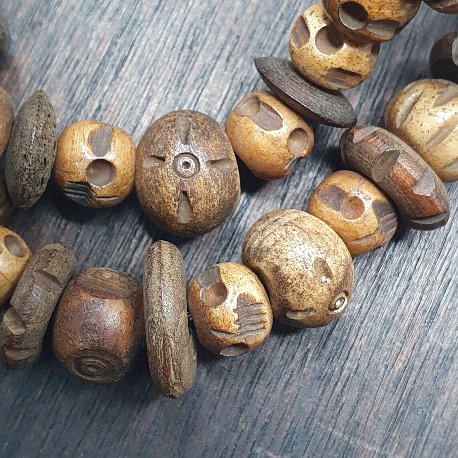 Vintage Trade Tibetan Carving Beads Beaded Necklace