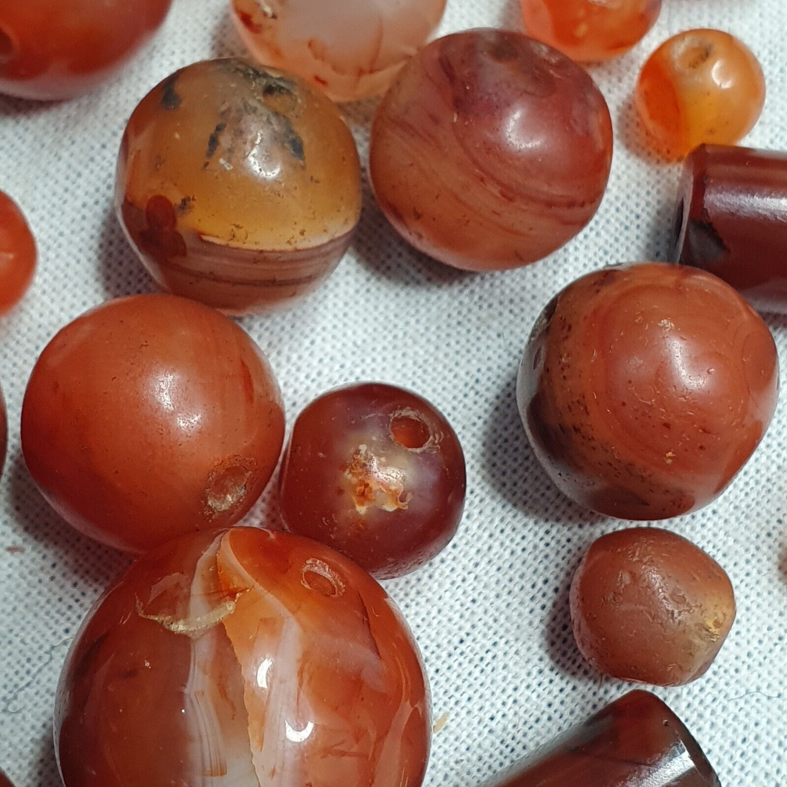 Lot Antique Red Agate Himalayan Tibetan African Agate carnelian Beads CRD