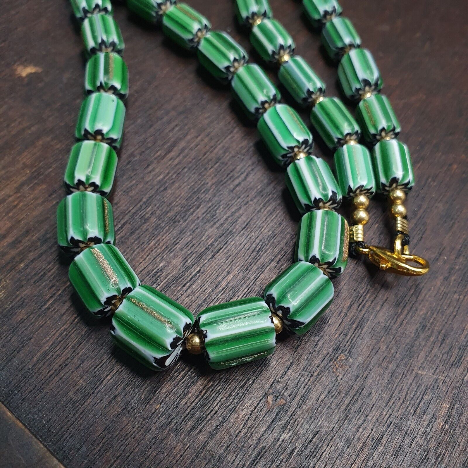 Vintage venetian Style Beads Collection Green beads Necklace B21