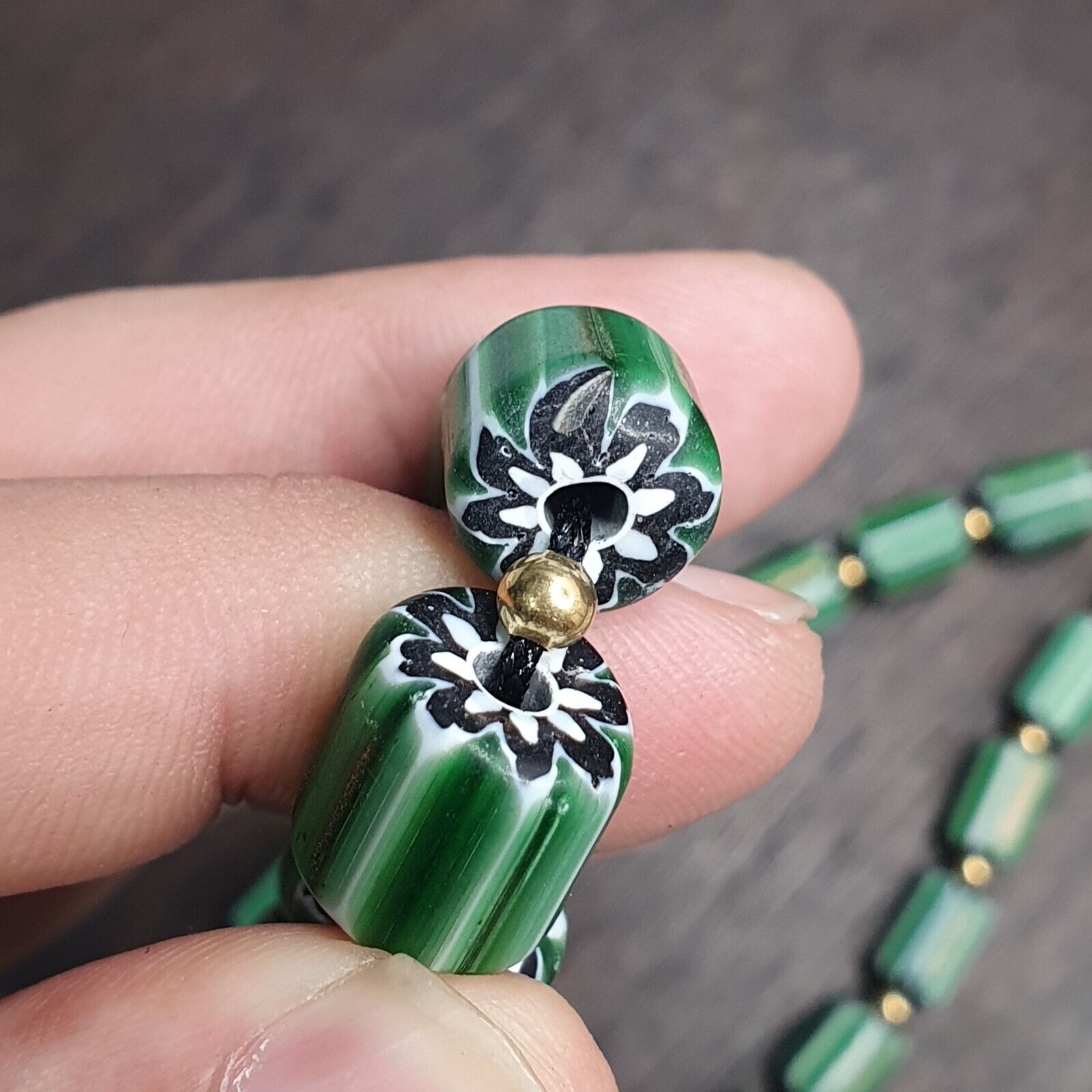 Vintage venetian Style Beads Collection Green beads Necklace B21