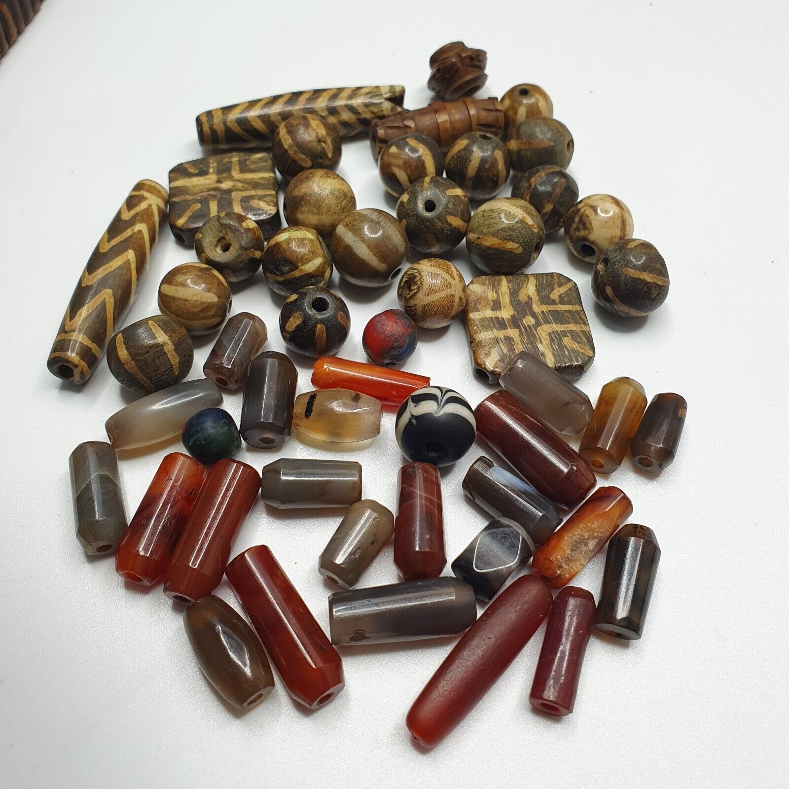 Lot Asian Pumtek and African Yemeni Agate Beads LOT-PMT