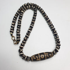 Indo Tibetan Himalayan Agate Bead unique Patterns Dzi Amulet Necklace