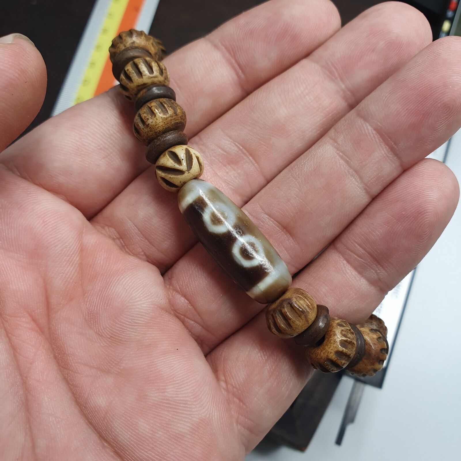 Protective Tibetan 3 Eyes and Lines Agate Dzi Bead Amulet carving beads Bracelet
