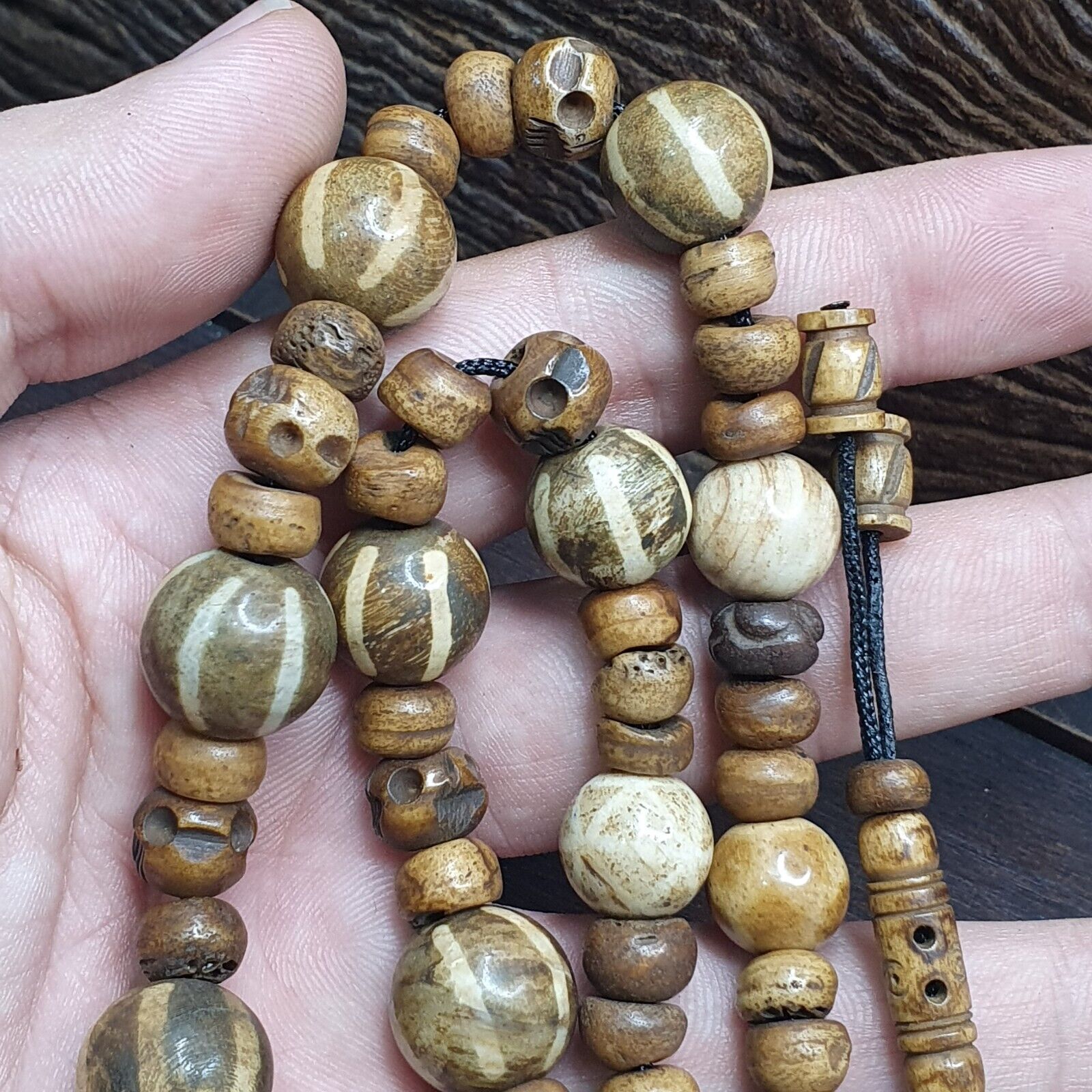 South Asian Burmese Antiques Trade Pumtek petrified Wood Beads Necklace