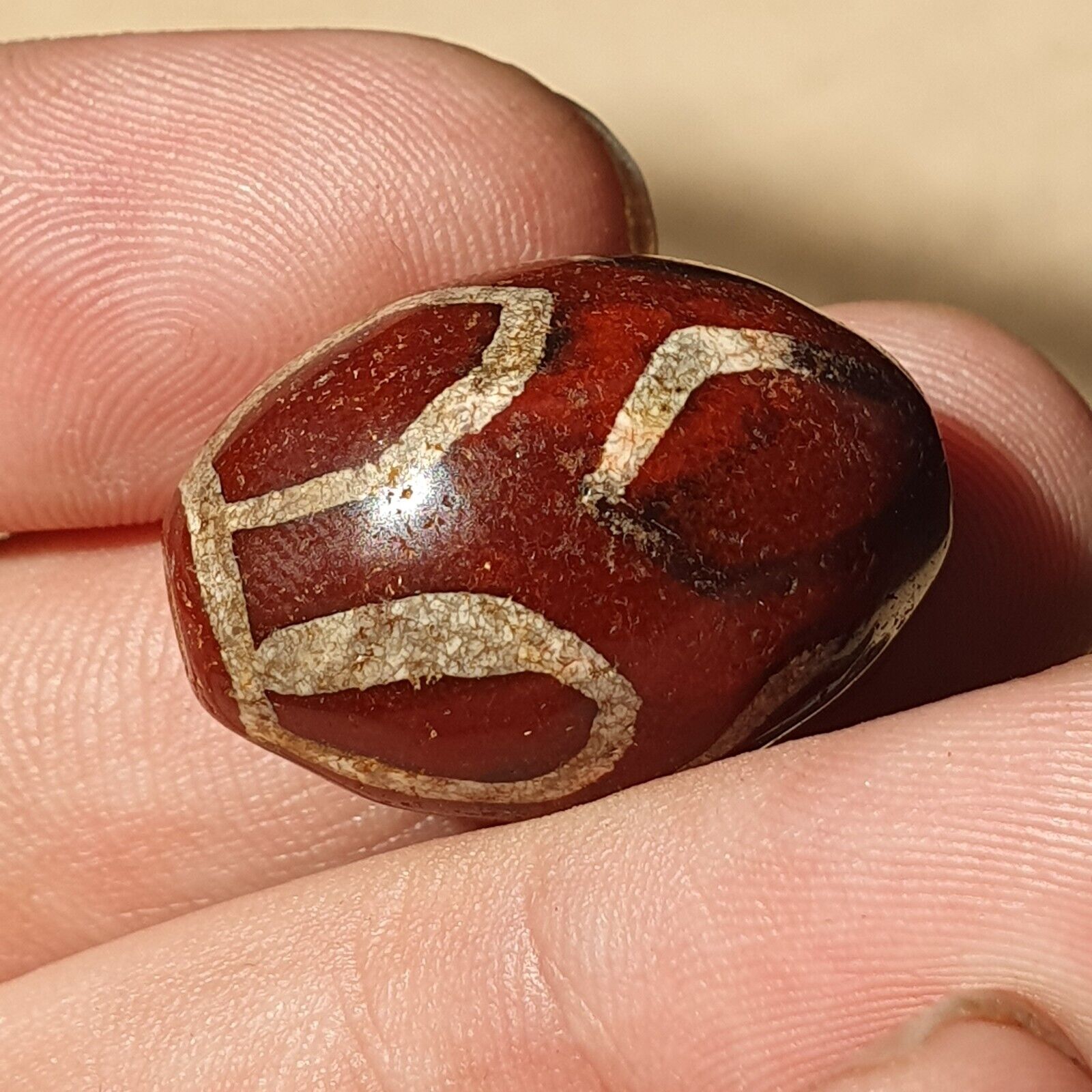SHDK-3. Exquisite Antique Tibetan Etched Agate Bead: A Rare Gem from the Past
