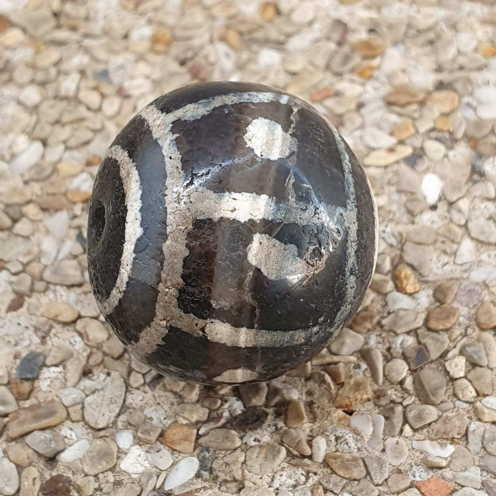 Antique Tibetan Etched Gray Agate Bead Eyes Pattern Amulet SHDK-6