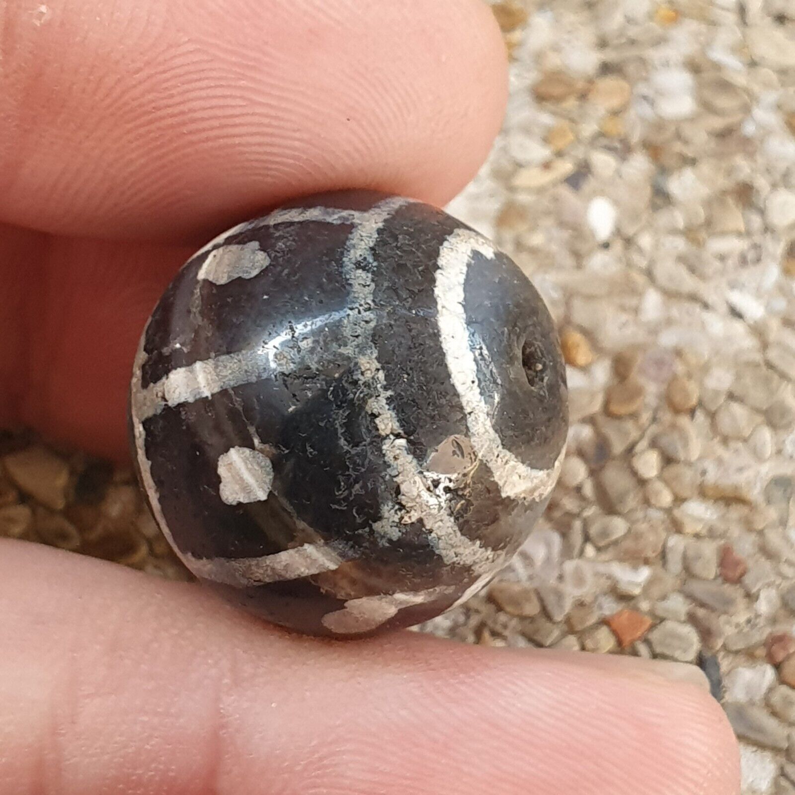 Antique Tibetan Etched Gray Agate Bead Eyes Pattern Amulet SHDK-6