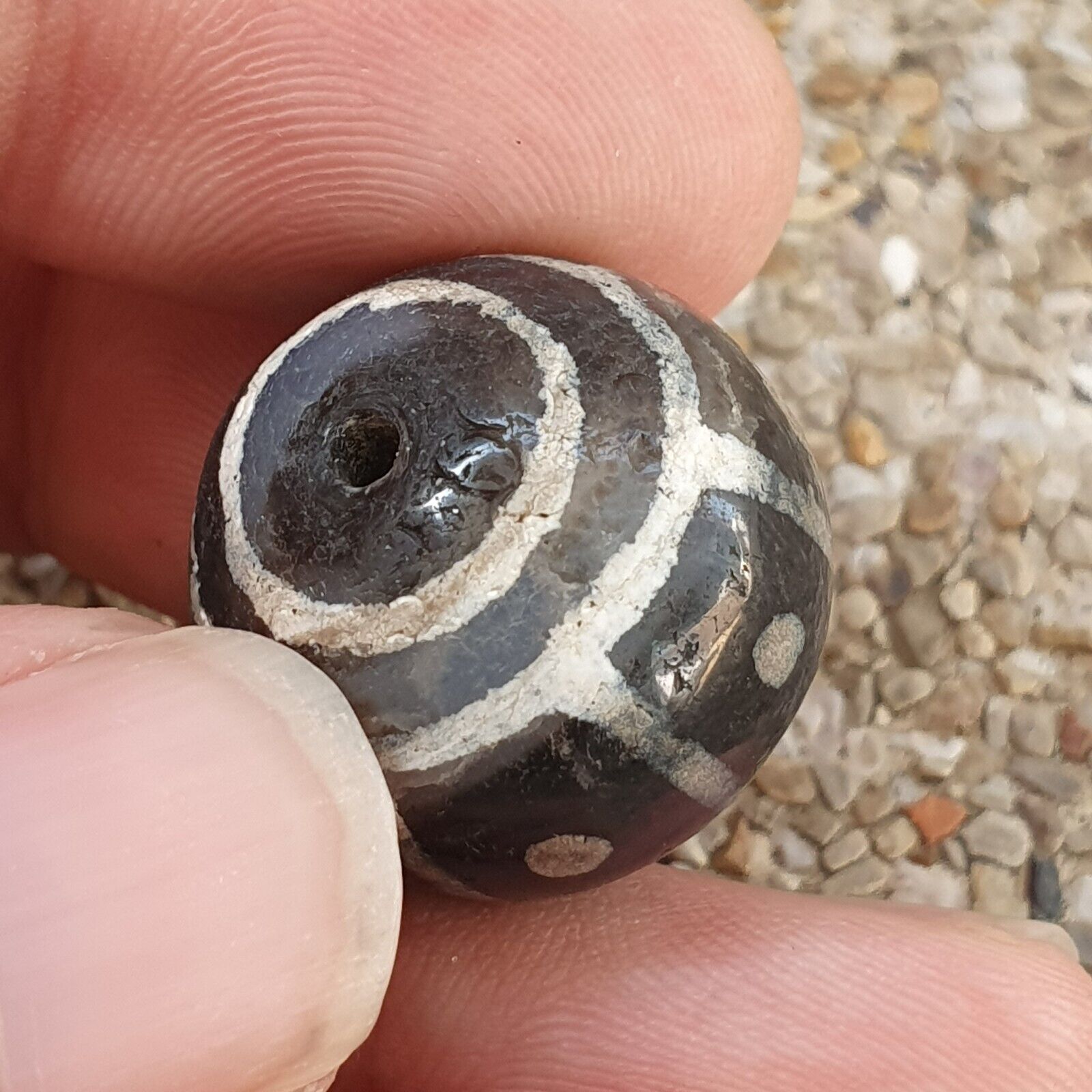 Antique Tibetan Etched Gray Agate Bead Eyes Pattern Amulet SHDK-6