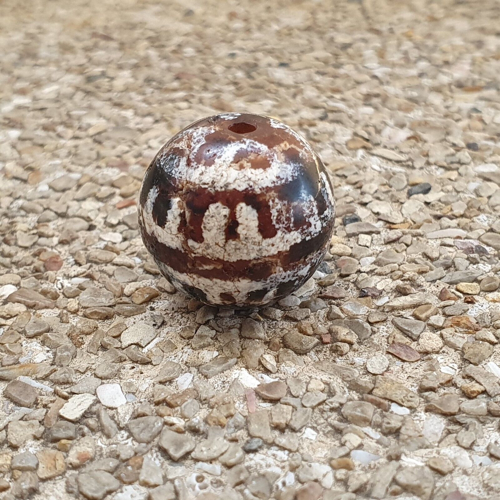 Antique Himalayan Indo Tibetan Etched Agate Bead 18x17mm SHDK-2