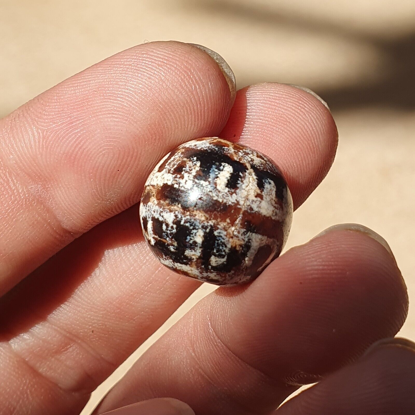 Antique Himalayan Indo Tibetan Etched Agate Bead 18x17mm SHDK-2