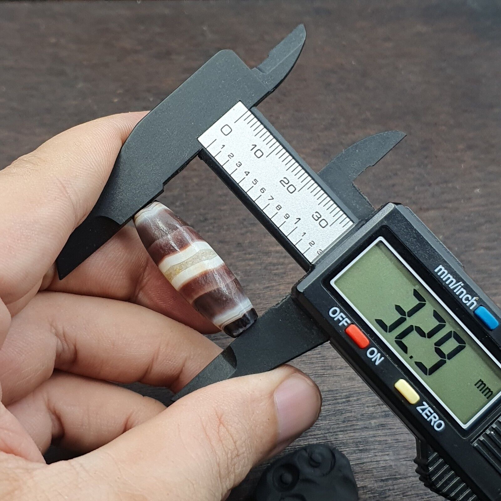 rare and unique Pattern Yemeni Middle Eastern Natural Candy Agate Amulet