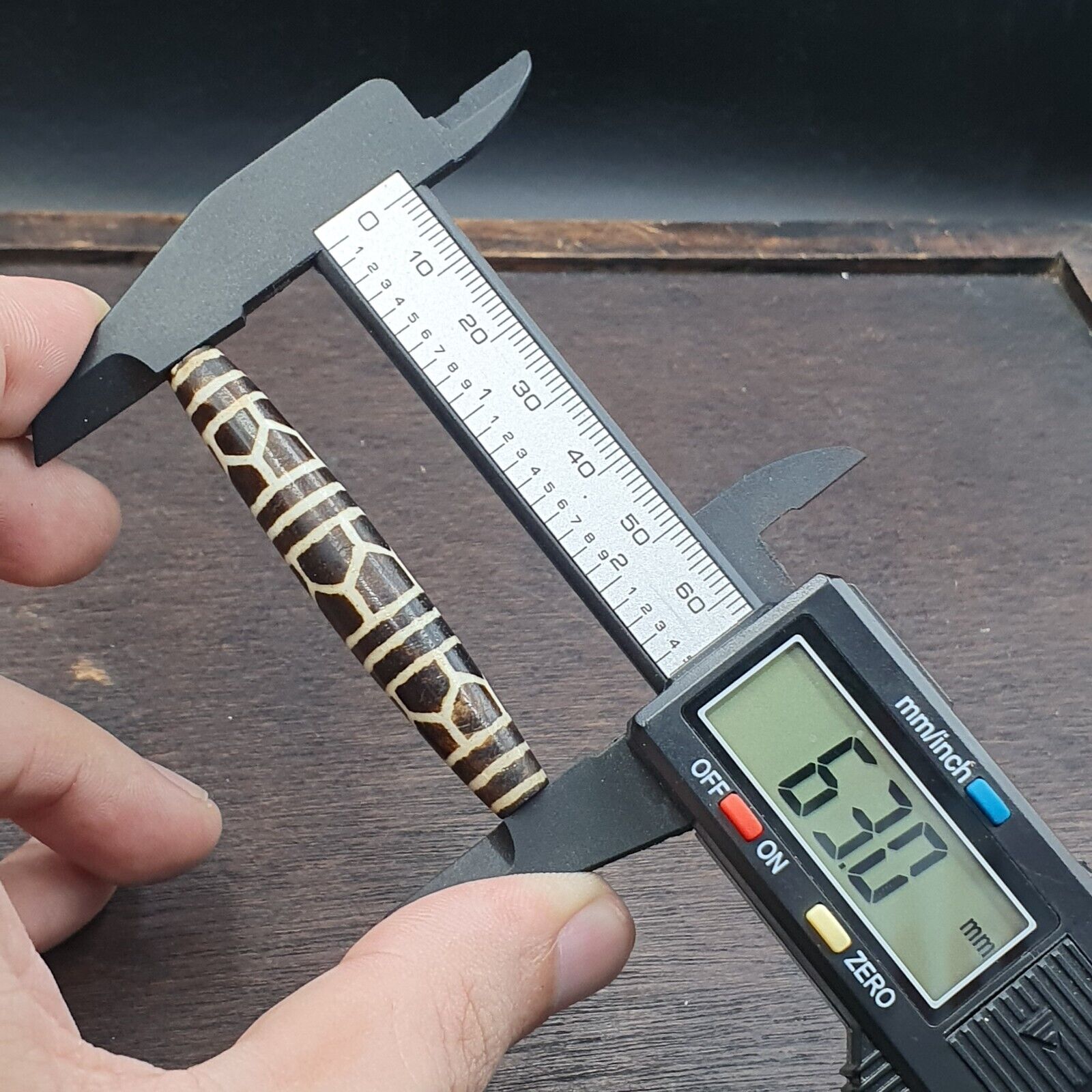 Vintage South Asian Burma Old Pumtek pyu beads petrified Wood Stone bead