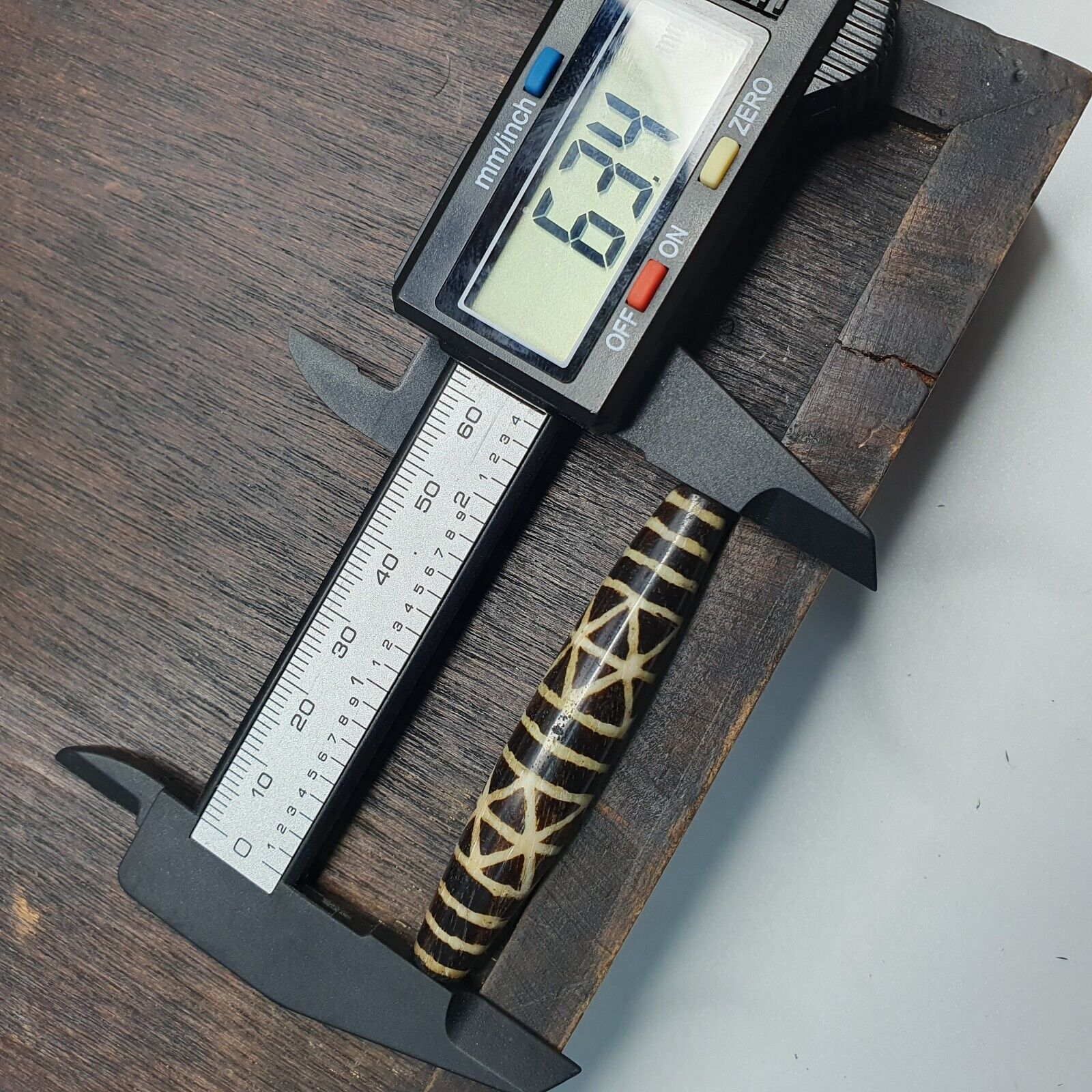 Vintage South Asian Burma Old Pumtek pyu beads petrified Wood Stone bead PT-2