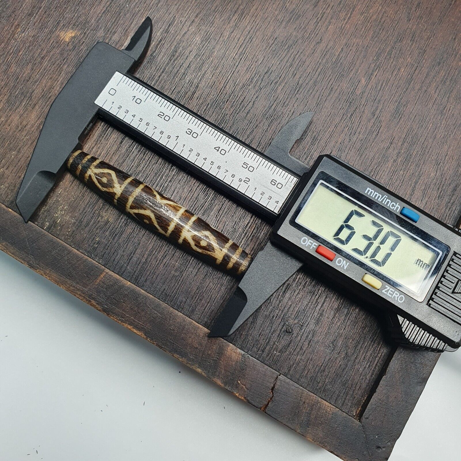 Vintage South Asian Burma Old Pumtek pyu beads petrified Wood Stone bead PT-3