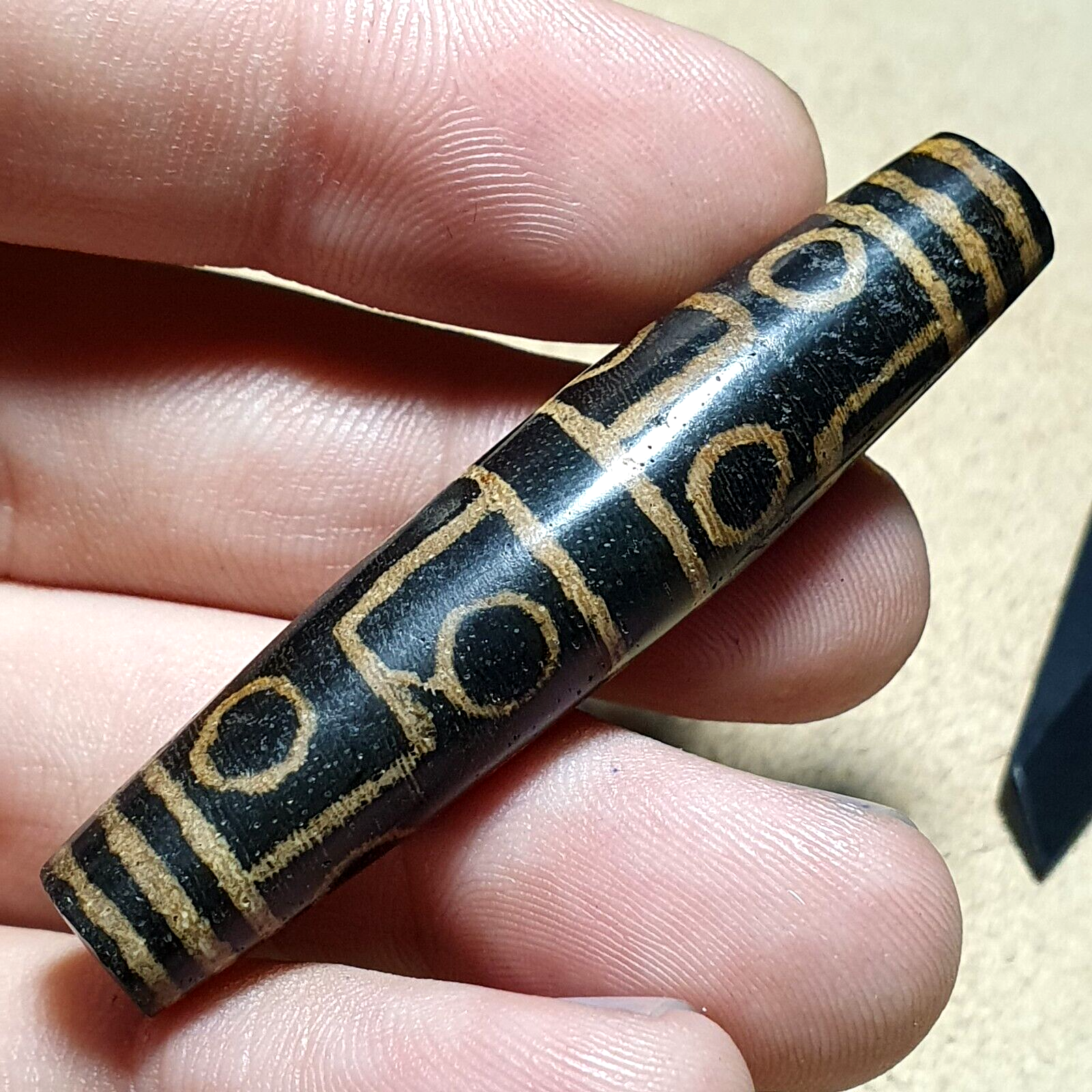 Eyes Pattern Antiquity Trade Pumtek petrified Wood Bead 57..4mm