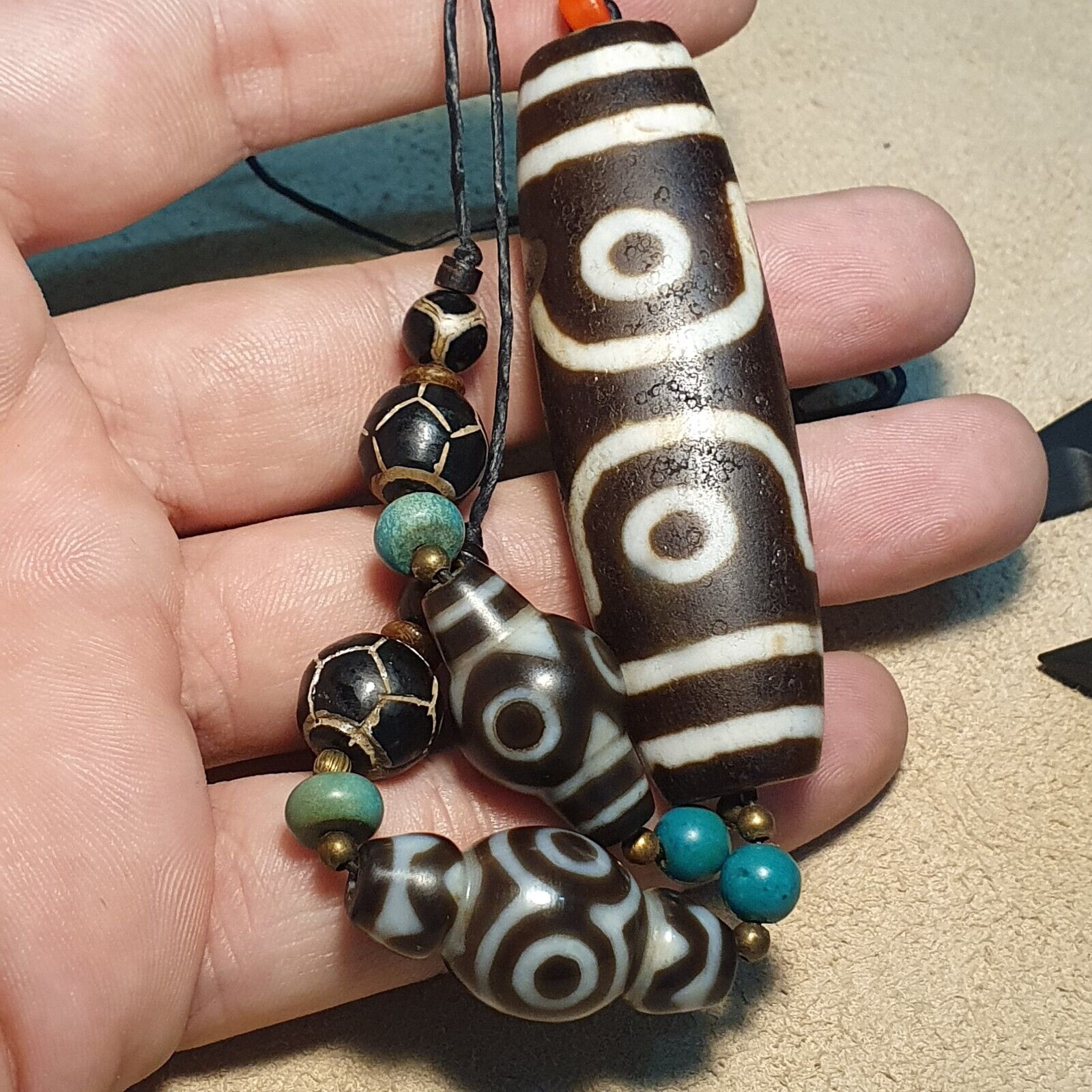 Antique Old Magnificent Tibetan Eyes in Eye Agate stone Dzi Beads Amulet