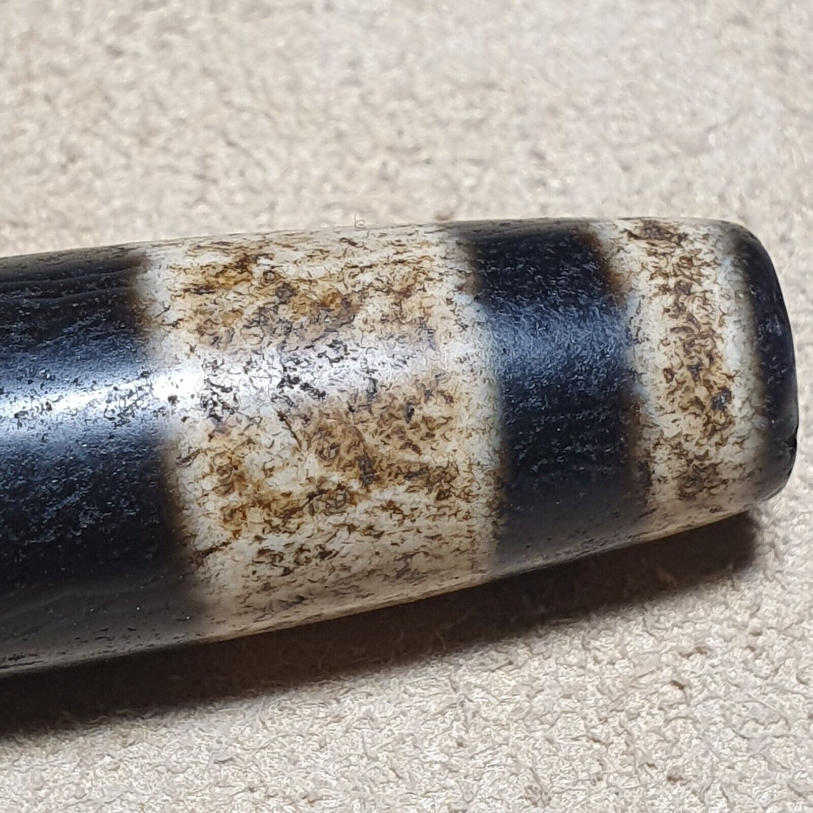 Antique Old Tibetan 3 Lines Agate stone Dzi Bead Amulet 58.9mm Rare finds.