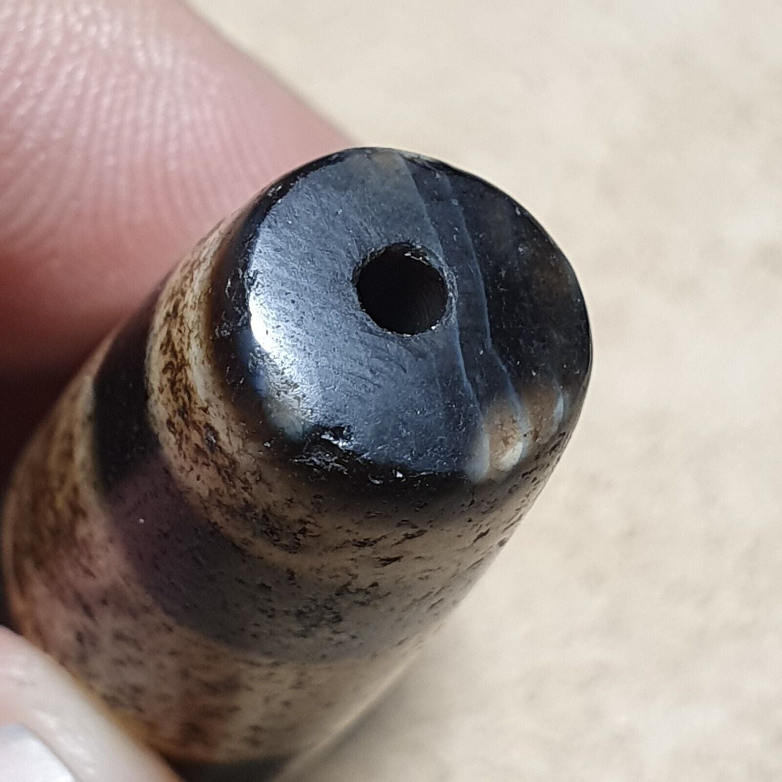 Antique Old Tibetan 3 Lines Agate stone Dzi Bead Amulet 58.9mm Rare finds.