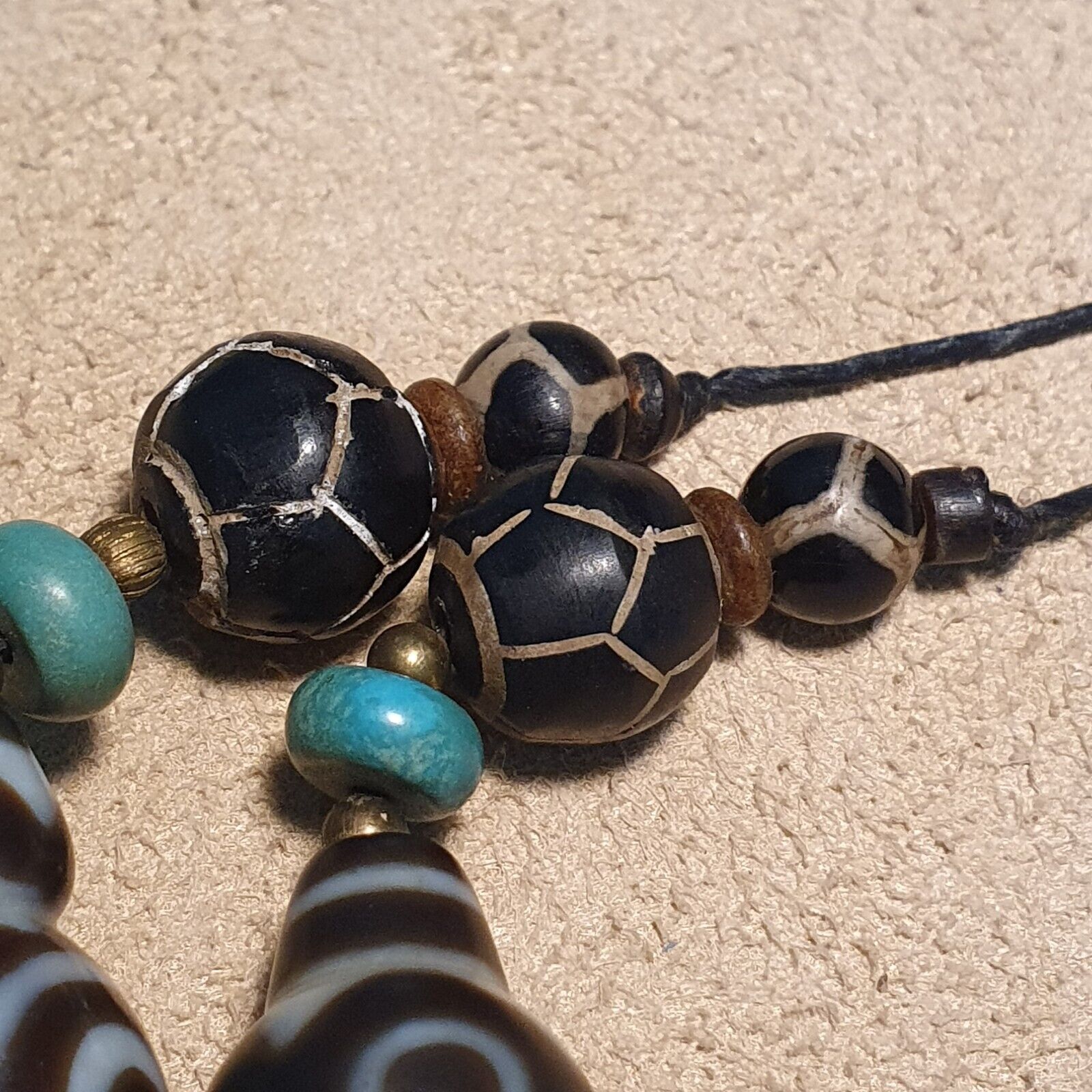 Antique Old Magnificent Tibetan Eyes in Eye Agate stone Dzi Beads Amulet