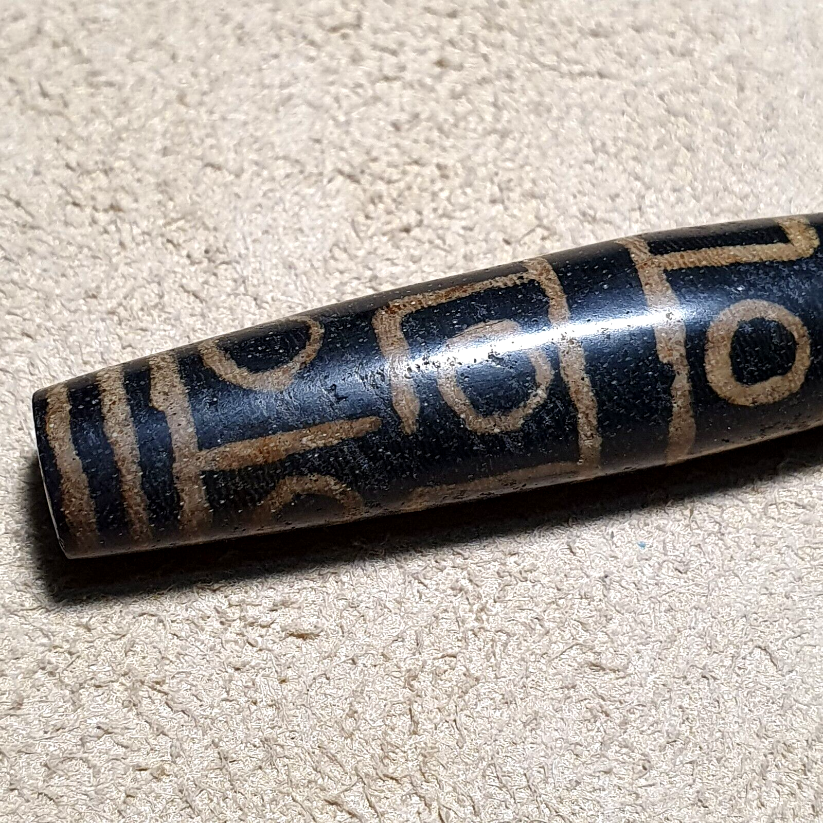 Eyes Pattern Antiquity Trade Pumtek petrified Wood Bead 57..4mm