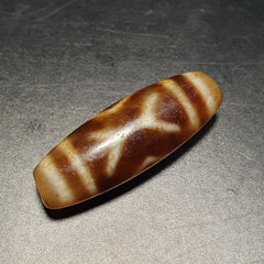 Old Tibetan Diamond Eyes Unique pattern Agate stone Dzi Bead Amulet