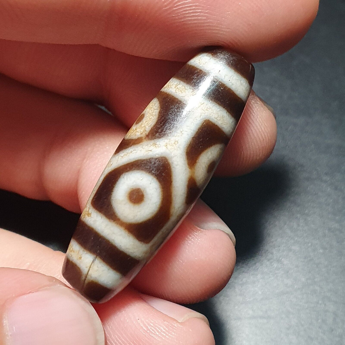 6 eyes Nepalese Indo Tibetan Vintage Agate stone Dzi Amulet SHD-9
